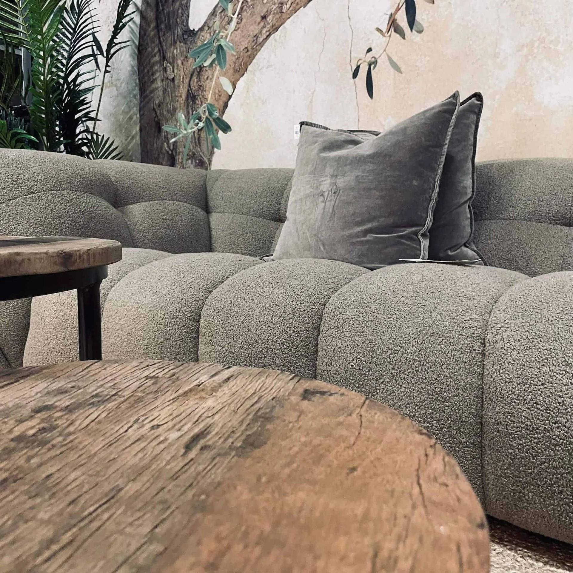 Sofa 3-seters i kult design - HENTES TILBUD - Image 4