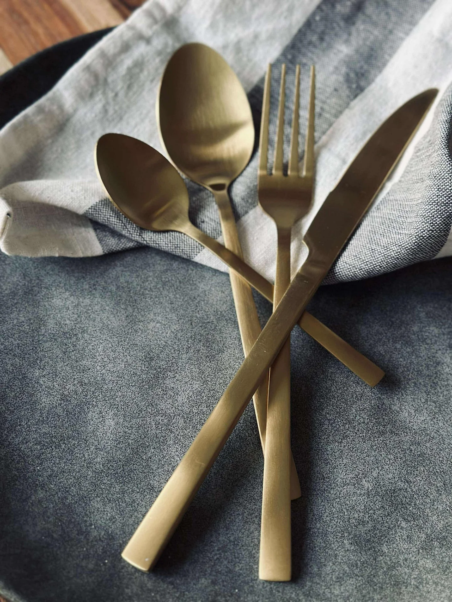 Bestikk til 4 personer - Classic Gold - Image 2
