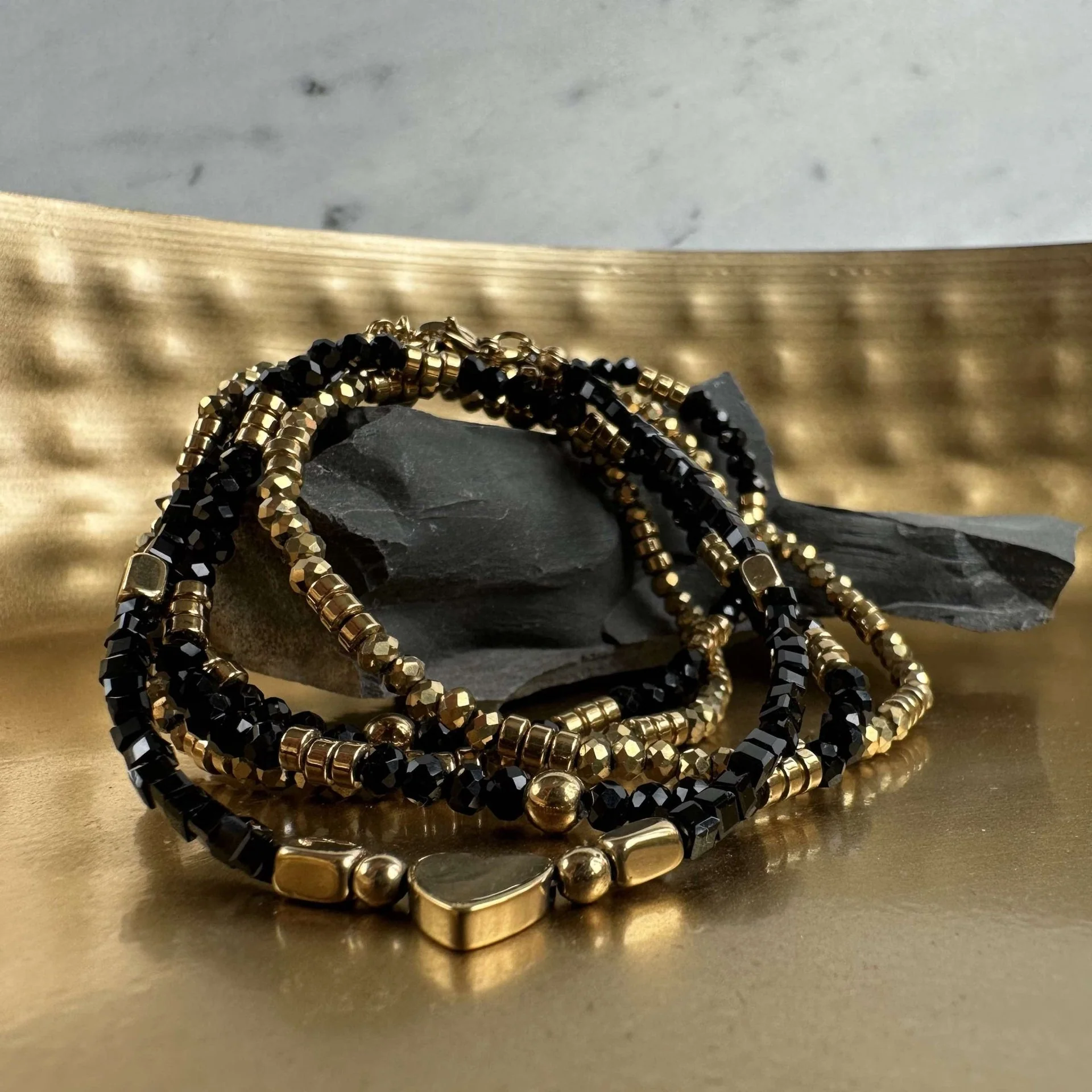 Armbånd Black MICHELLE hjerte – 5 armbånd - Image 7
