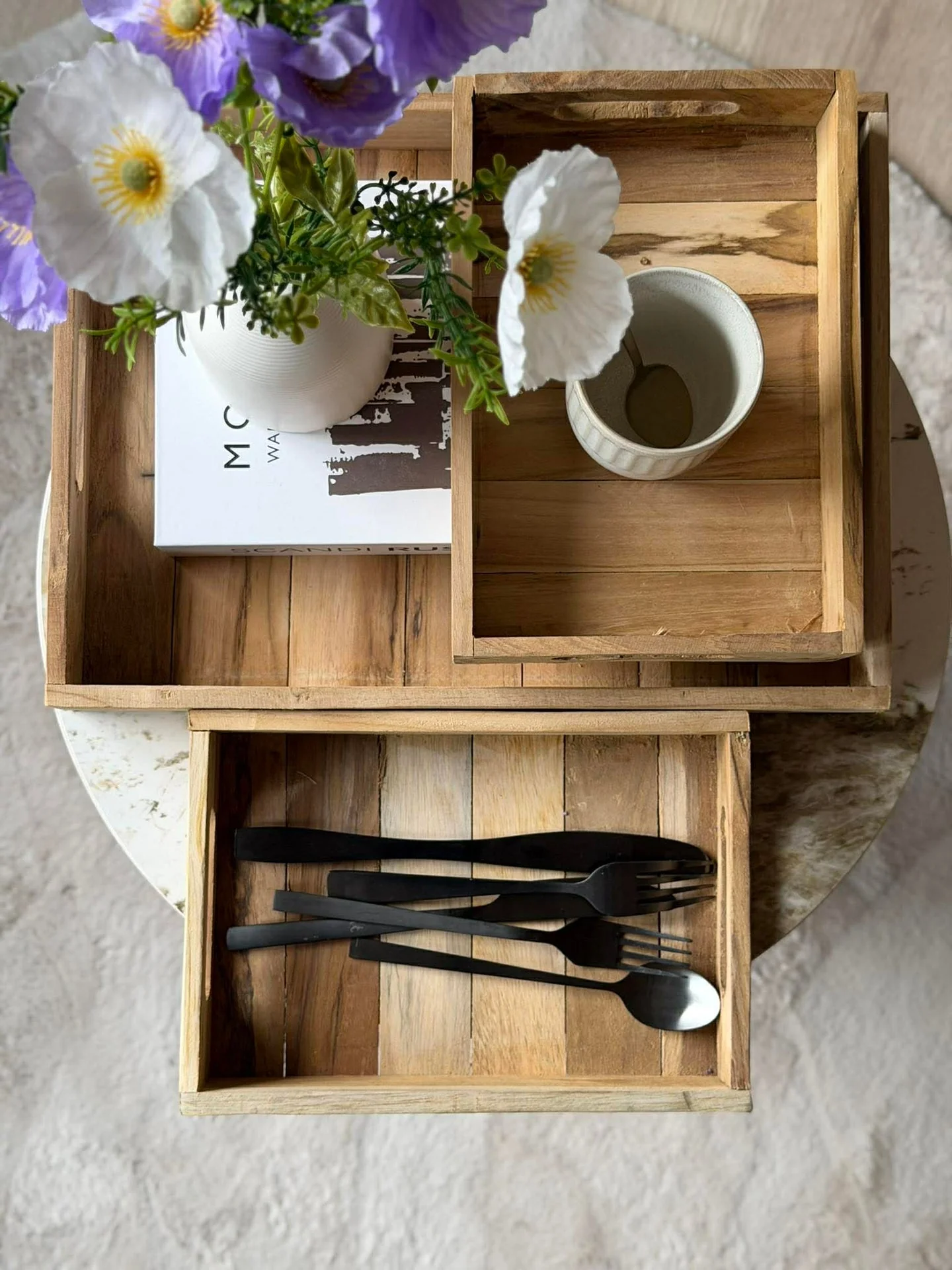 Blomster i hvit vase - Flere farger - Image 9
