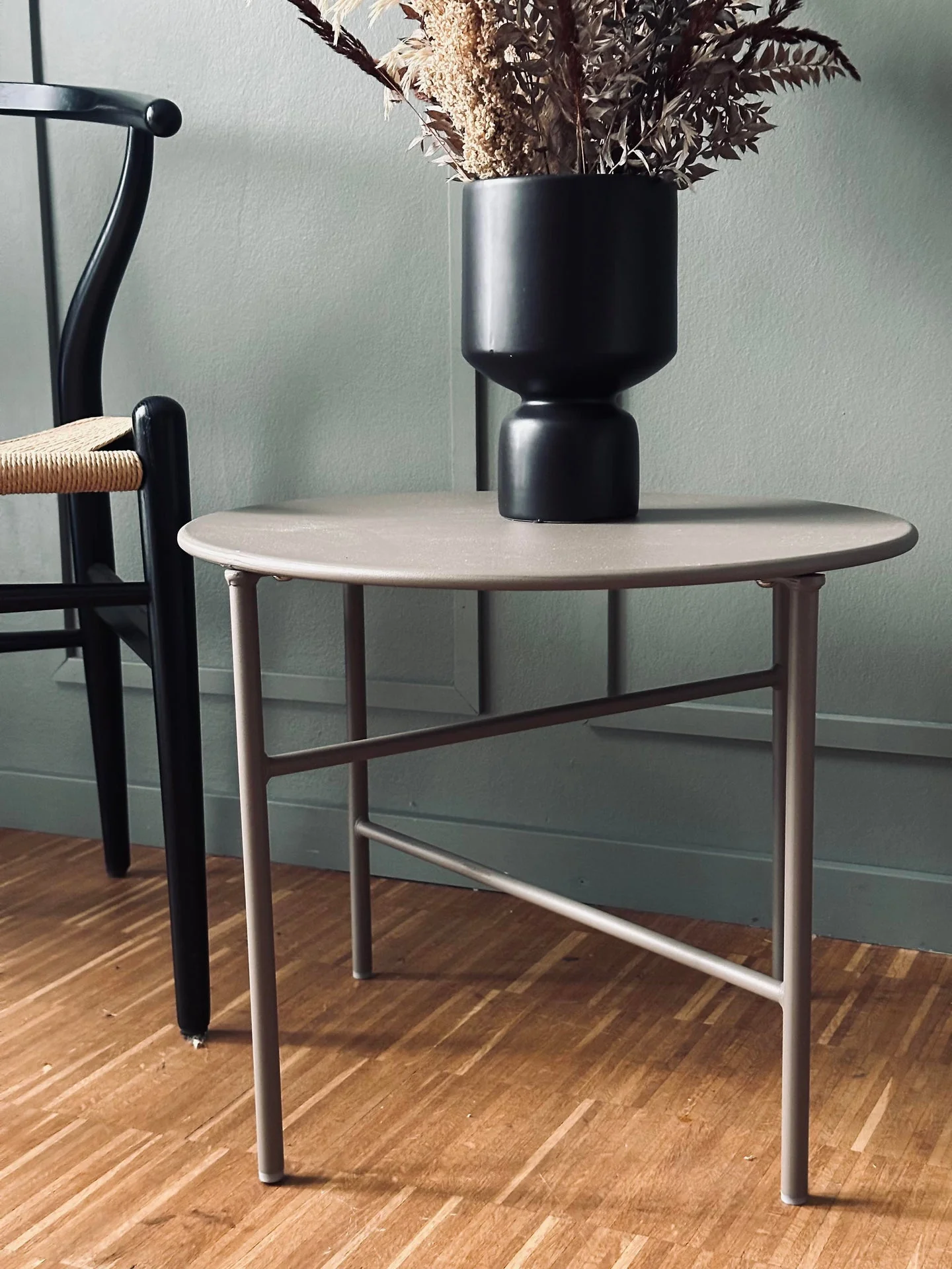 Bord til inne og ute – Beige Dia 50 cm - Image 5