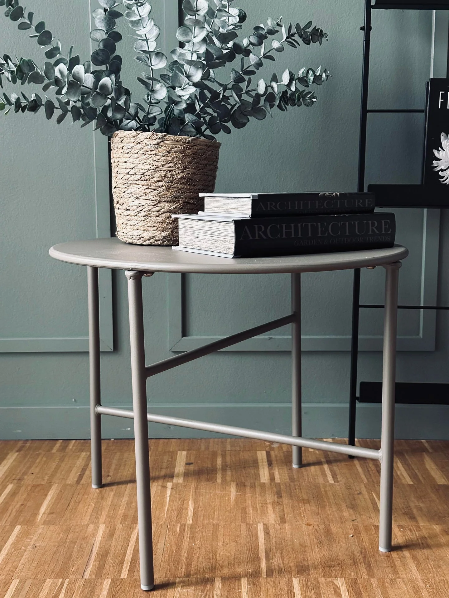 Bord til inne og ute – Beige Dia 50 cm - Image 6