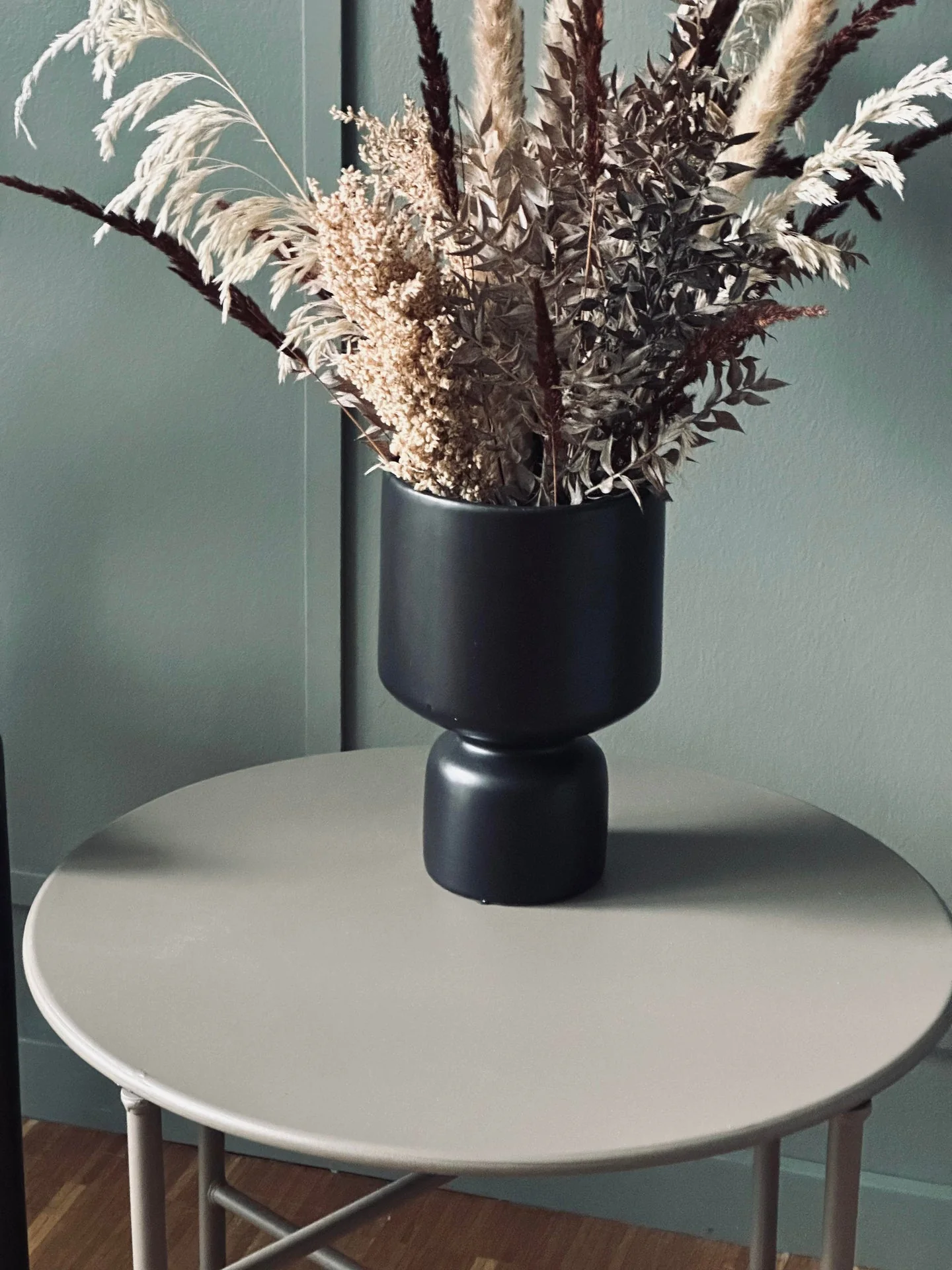 Bord til inne og ute – Beige Dia 50 cm - Image 8