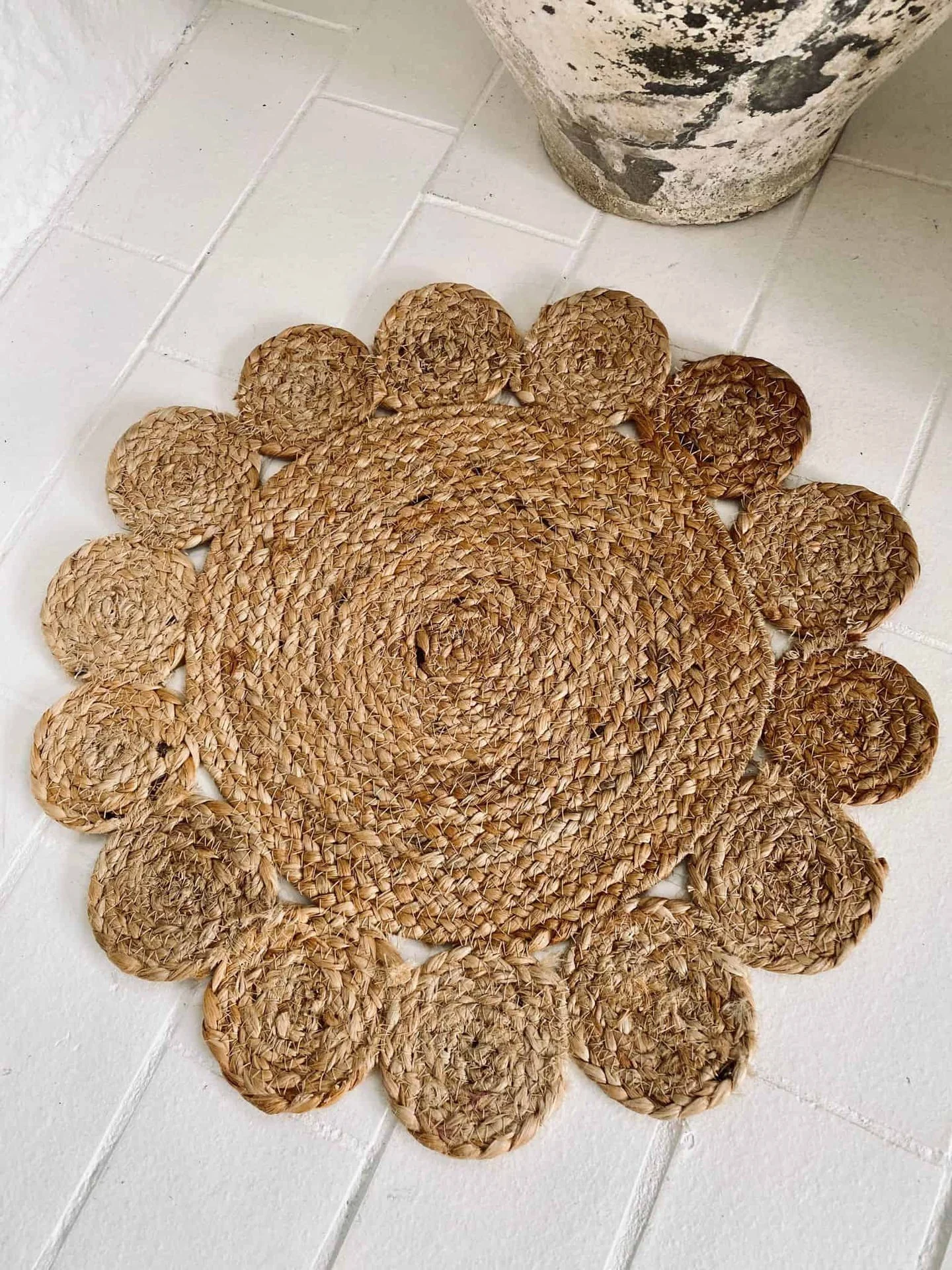 Bordbrikke i jute - Blomst dia 40cm - Image 2