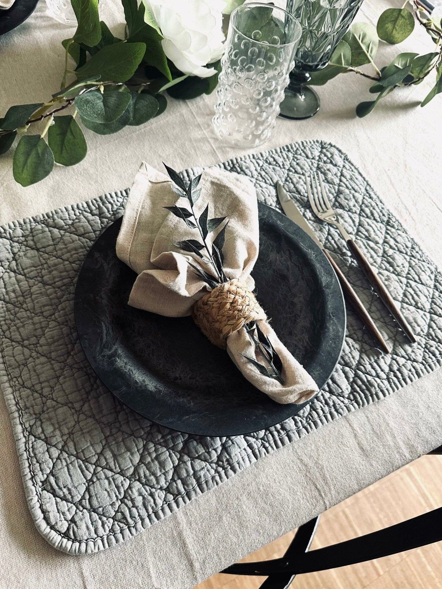 Bordbrikke STONE-WASHED Quilt – Nordic grey - Image 3