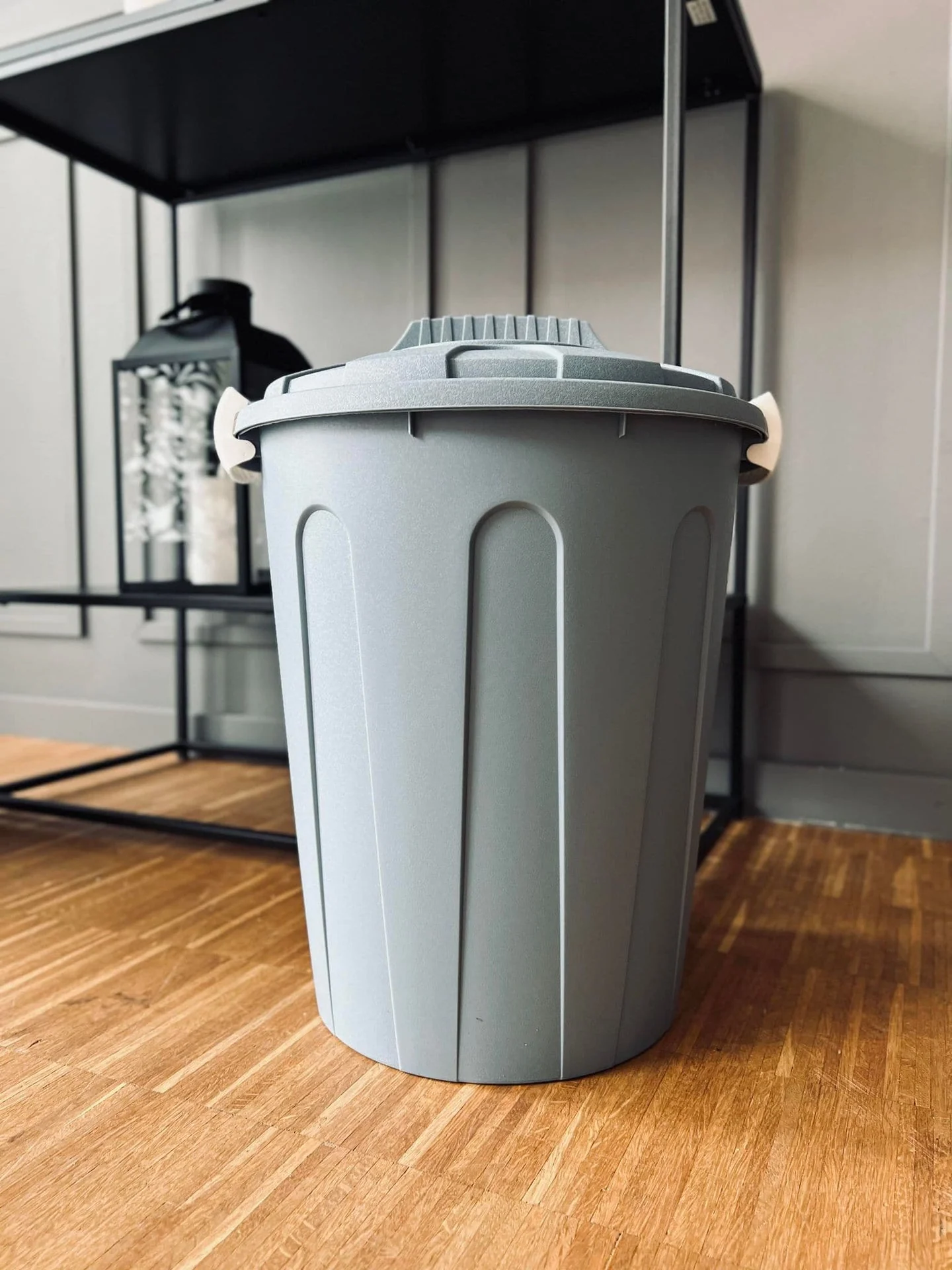 Bøtte med lokk til oppbevaring - Dusty blue