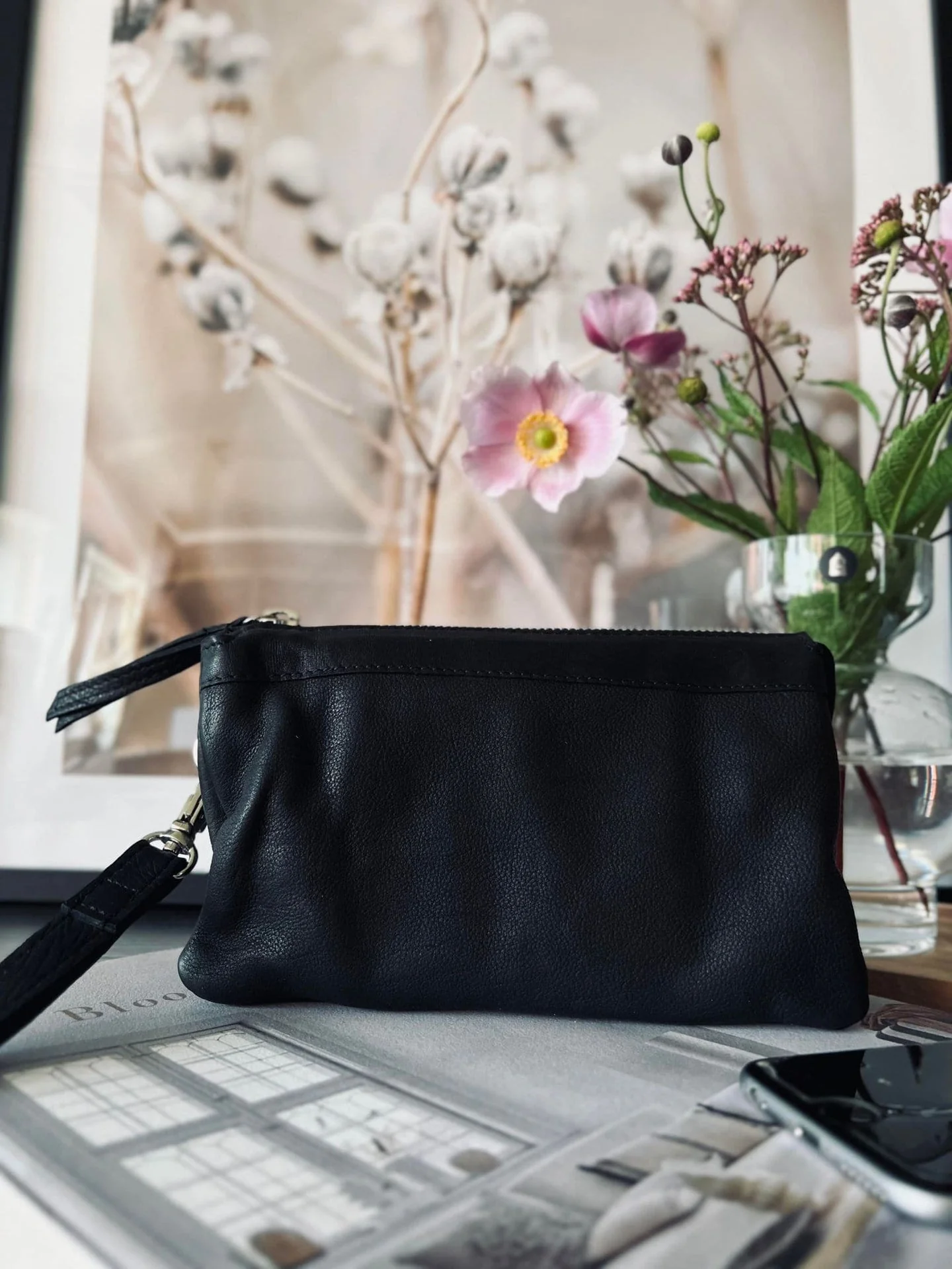 Clutch SALLY Black - Lang skulderrem følger med