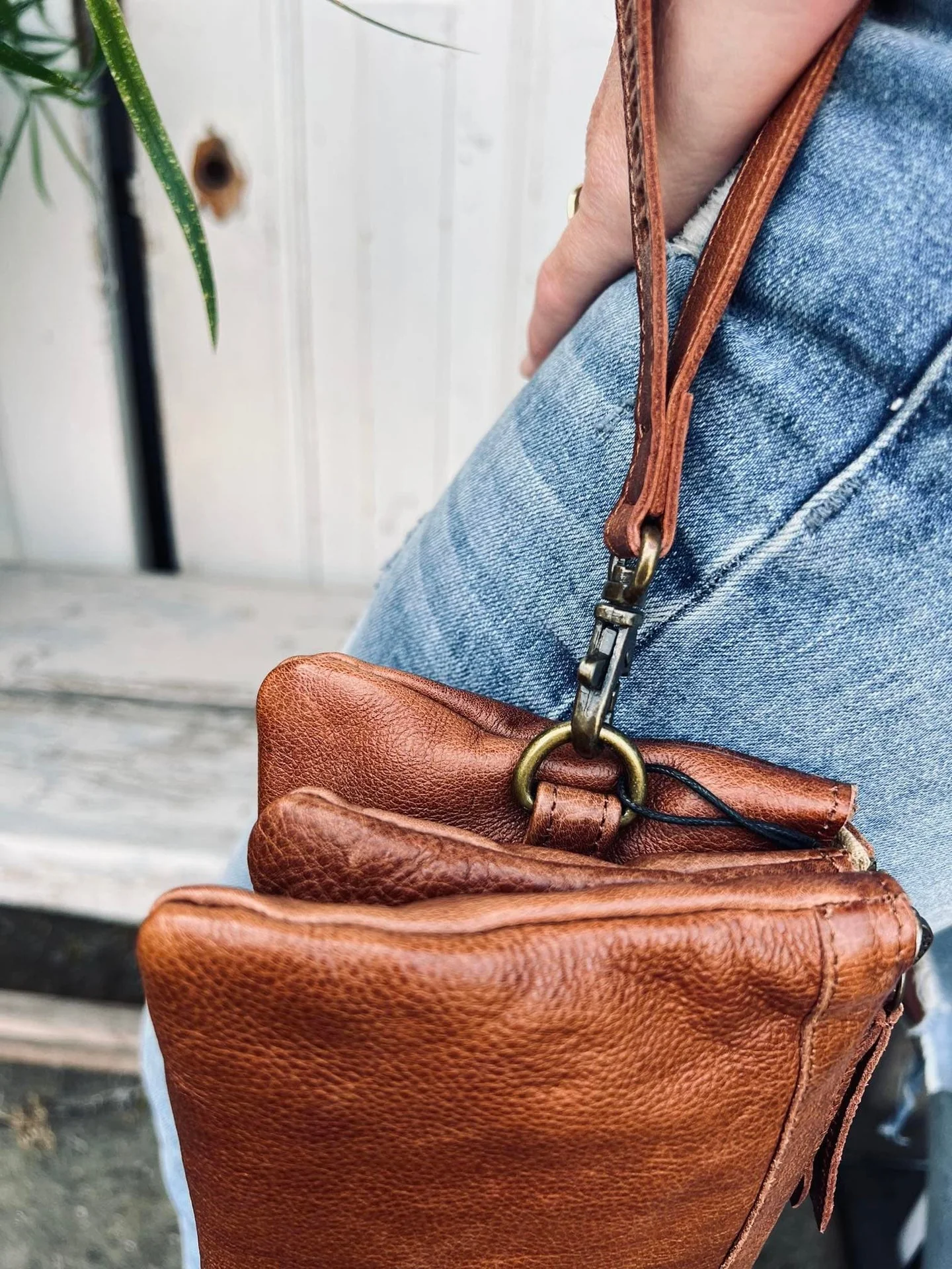 Clutch SALLY Walnut - Lang veskerem medfølger - Image 6