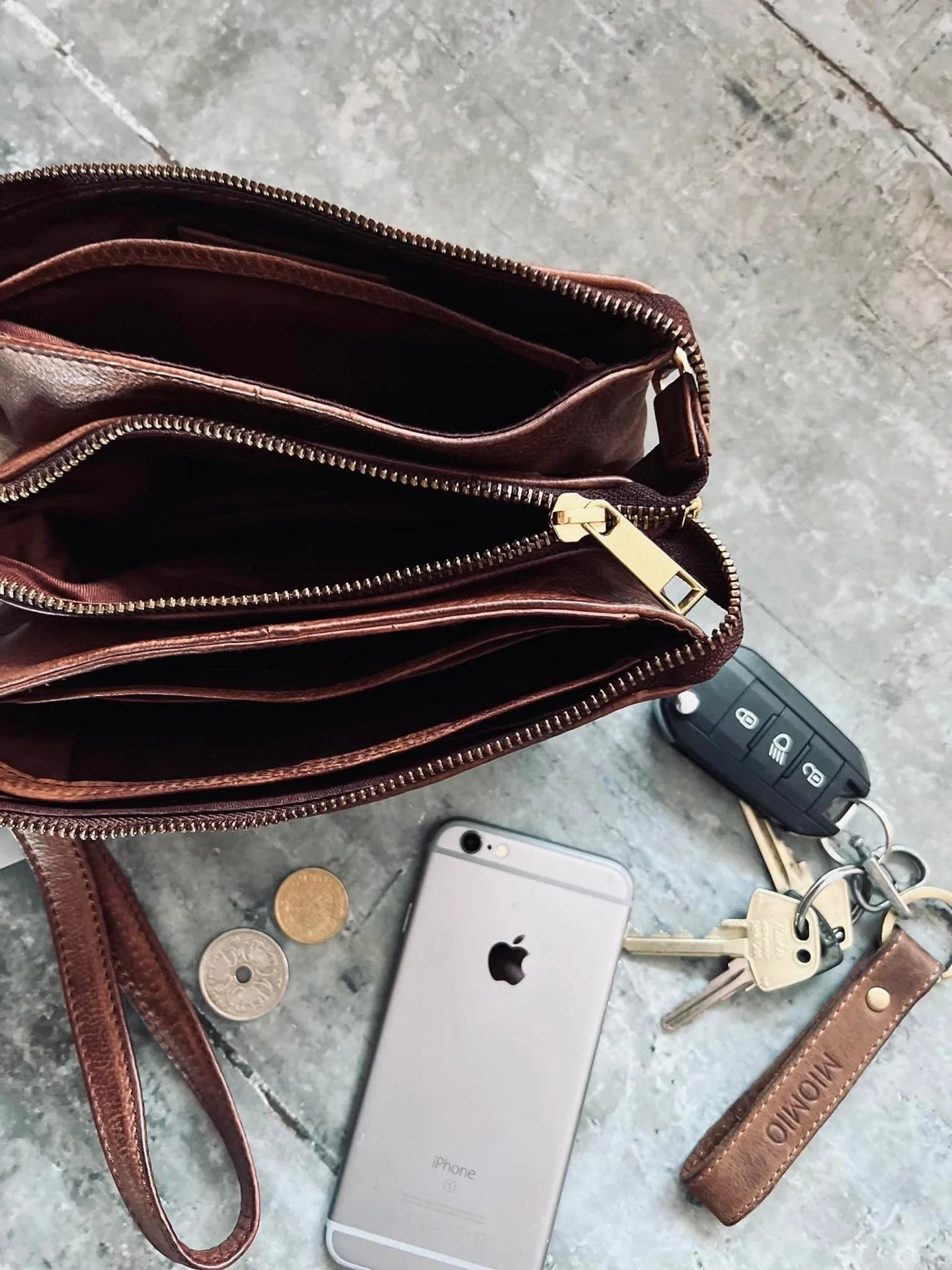Clutch / skinnveske - Brandy - Image 8