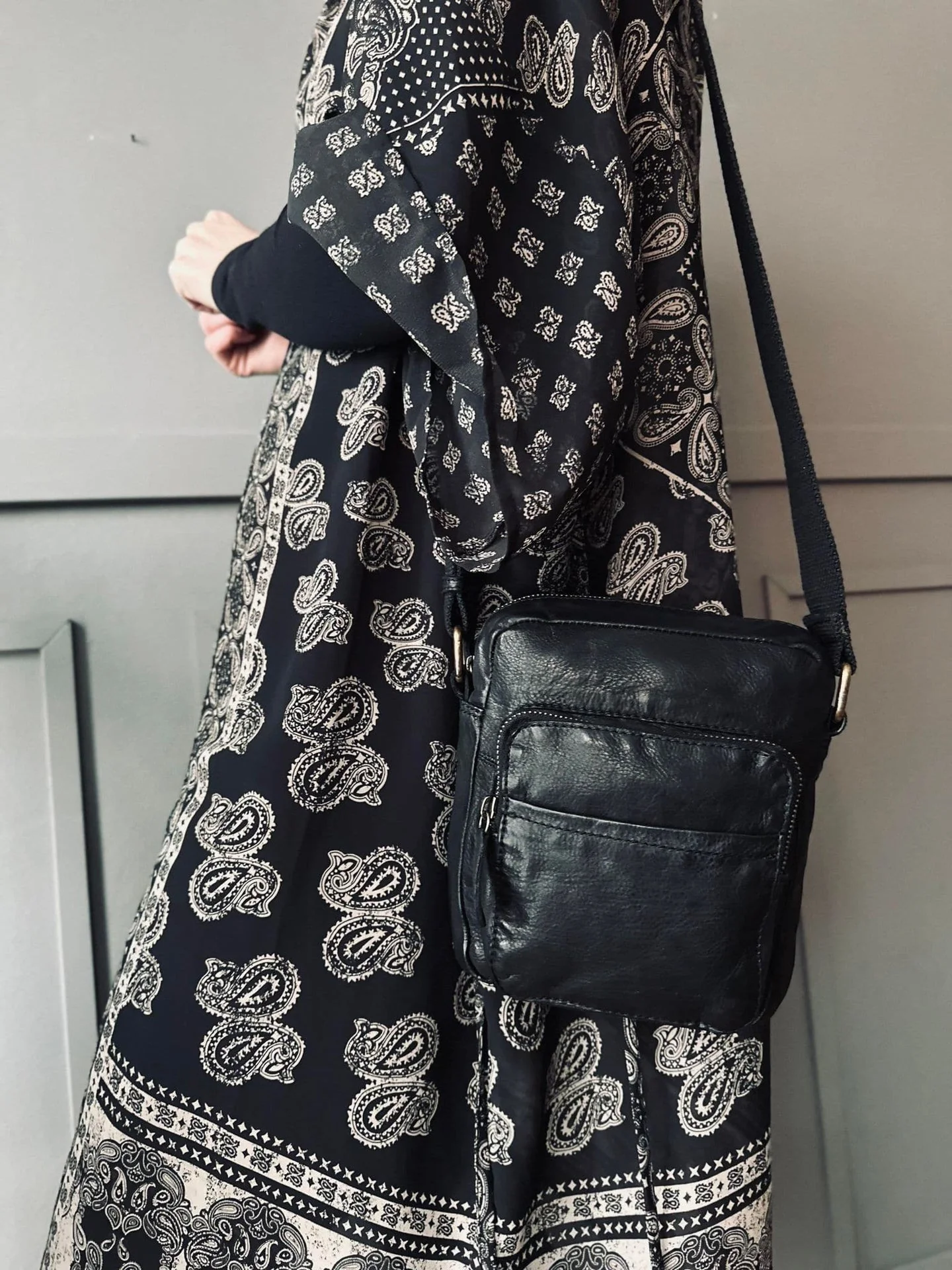 Crossbody Raw Boheme – Black unisex - Image 3