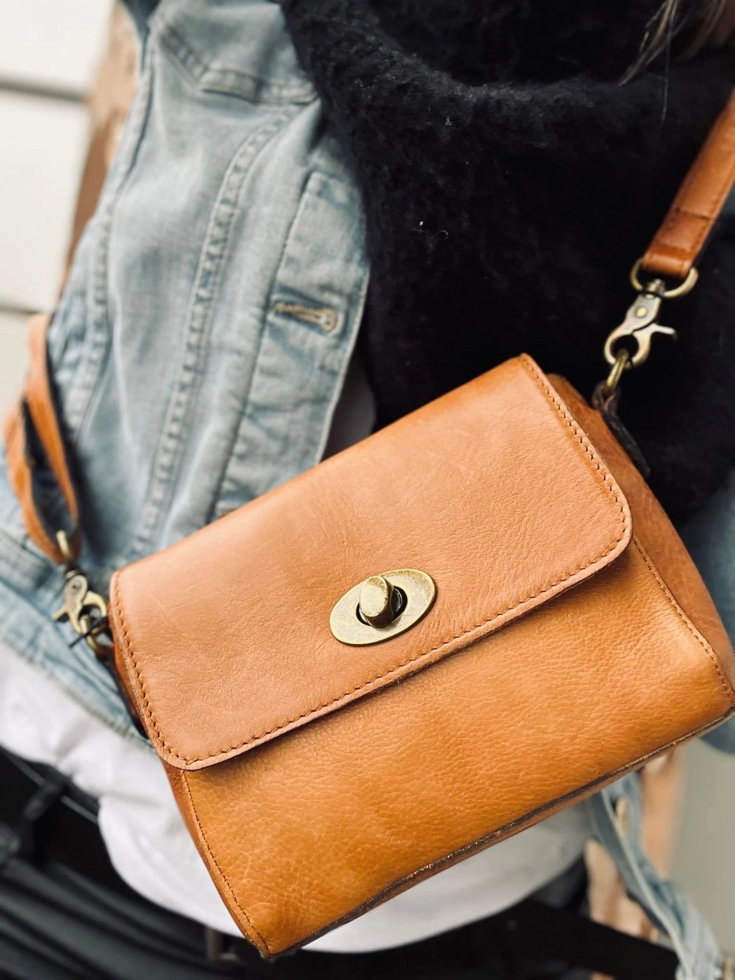 Crossover LUX Cognac - Small - Image 6