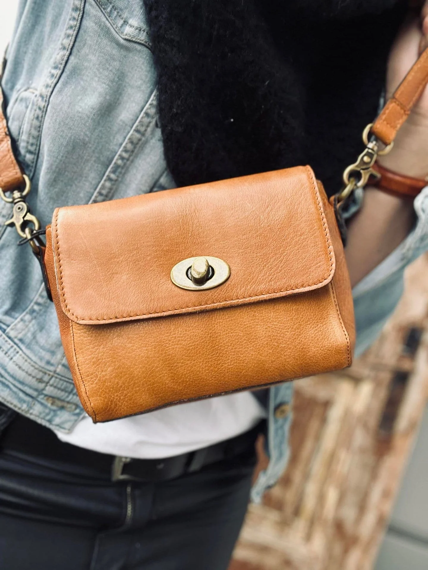 Crossover LUX Cognac - Small - Image 8