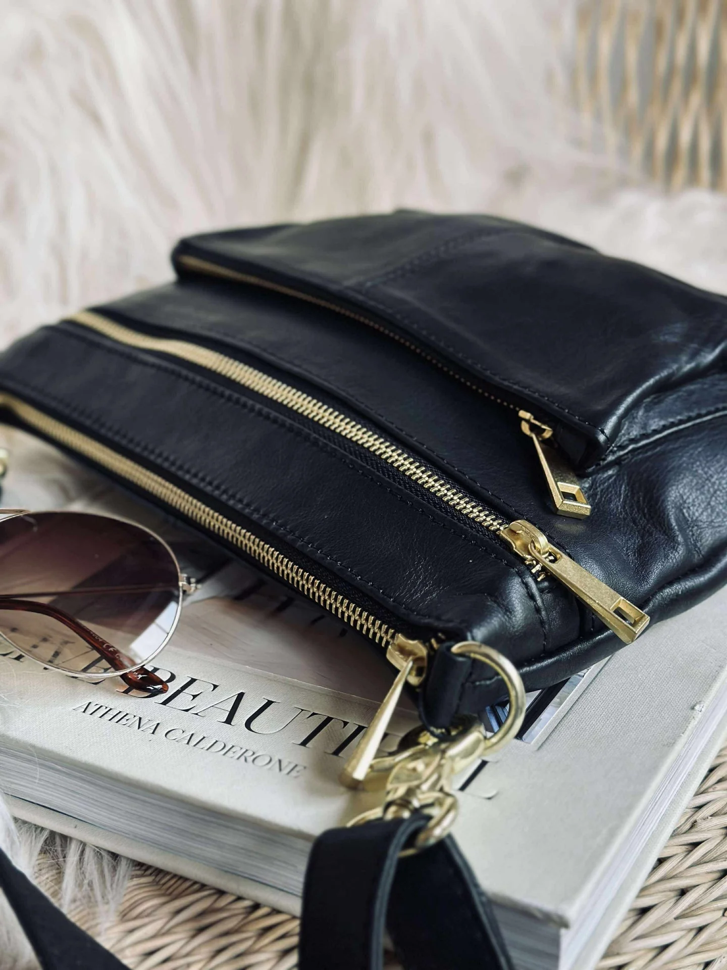 Crossover - Black / gold - Image 9