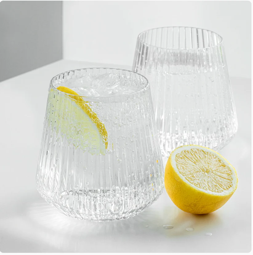 Stilrene plastglass til hverdag og fest - 4 stk - Image 3