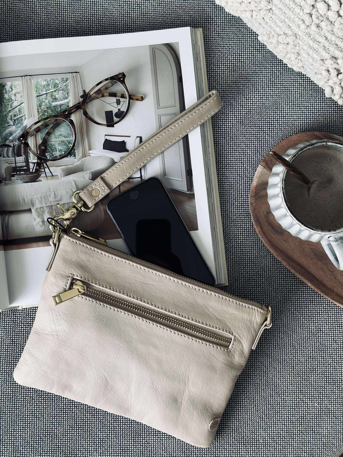 Vakker veske / clutch - Soft sand - Image 2