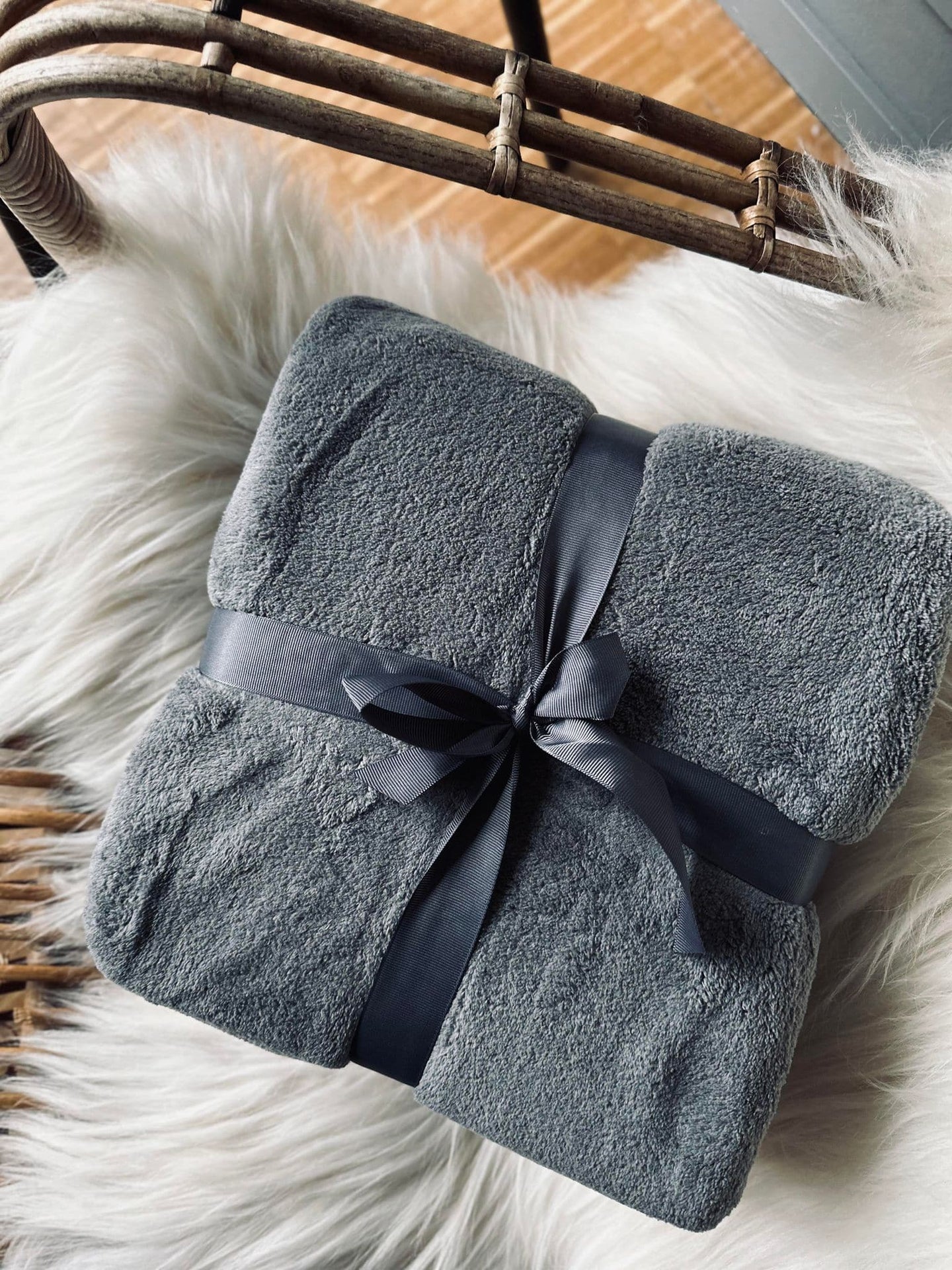 Pledd i fleece king-size – Grå 180×230