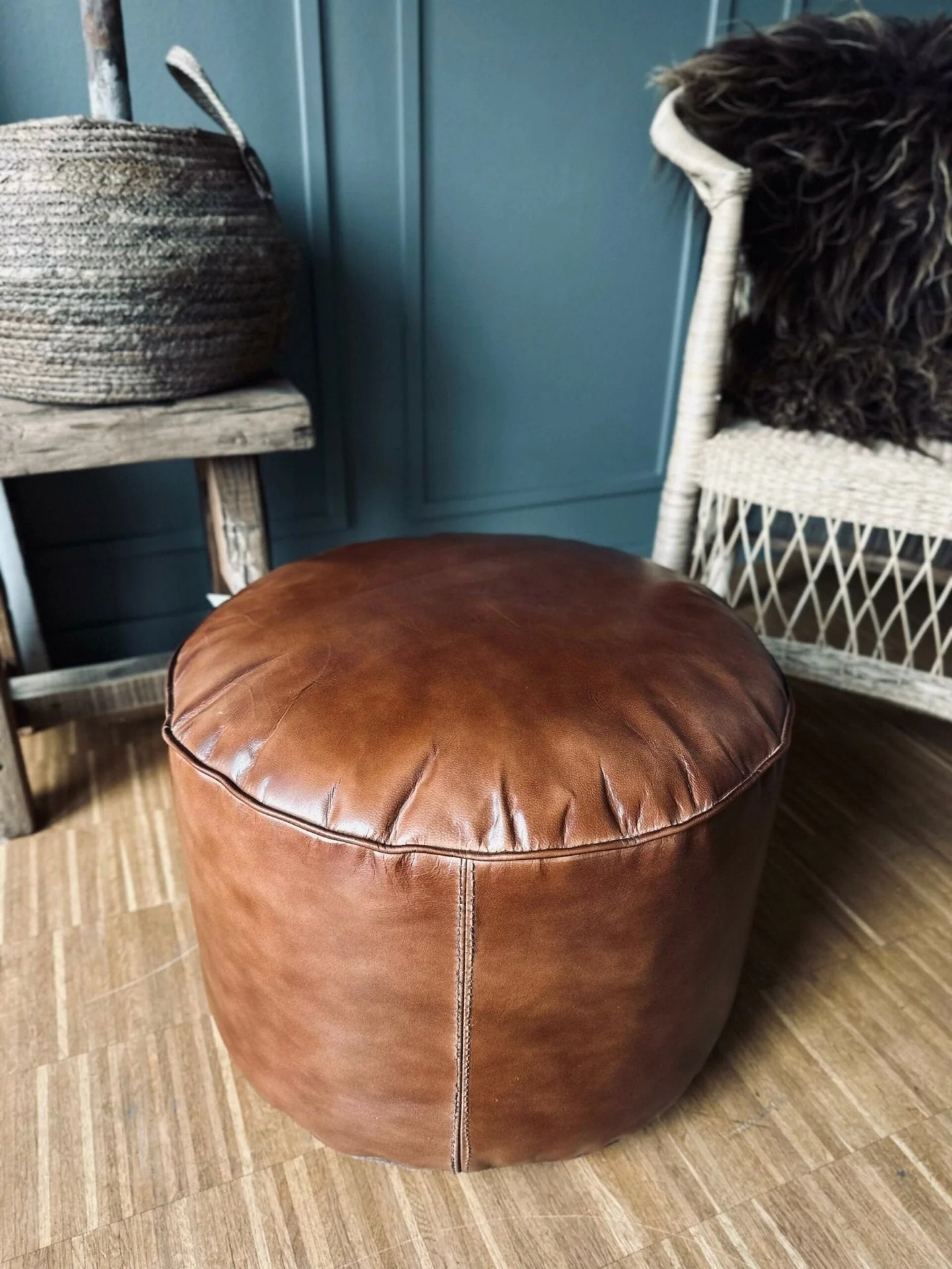 Puff med glatt topp - Cognac - Image 2