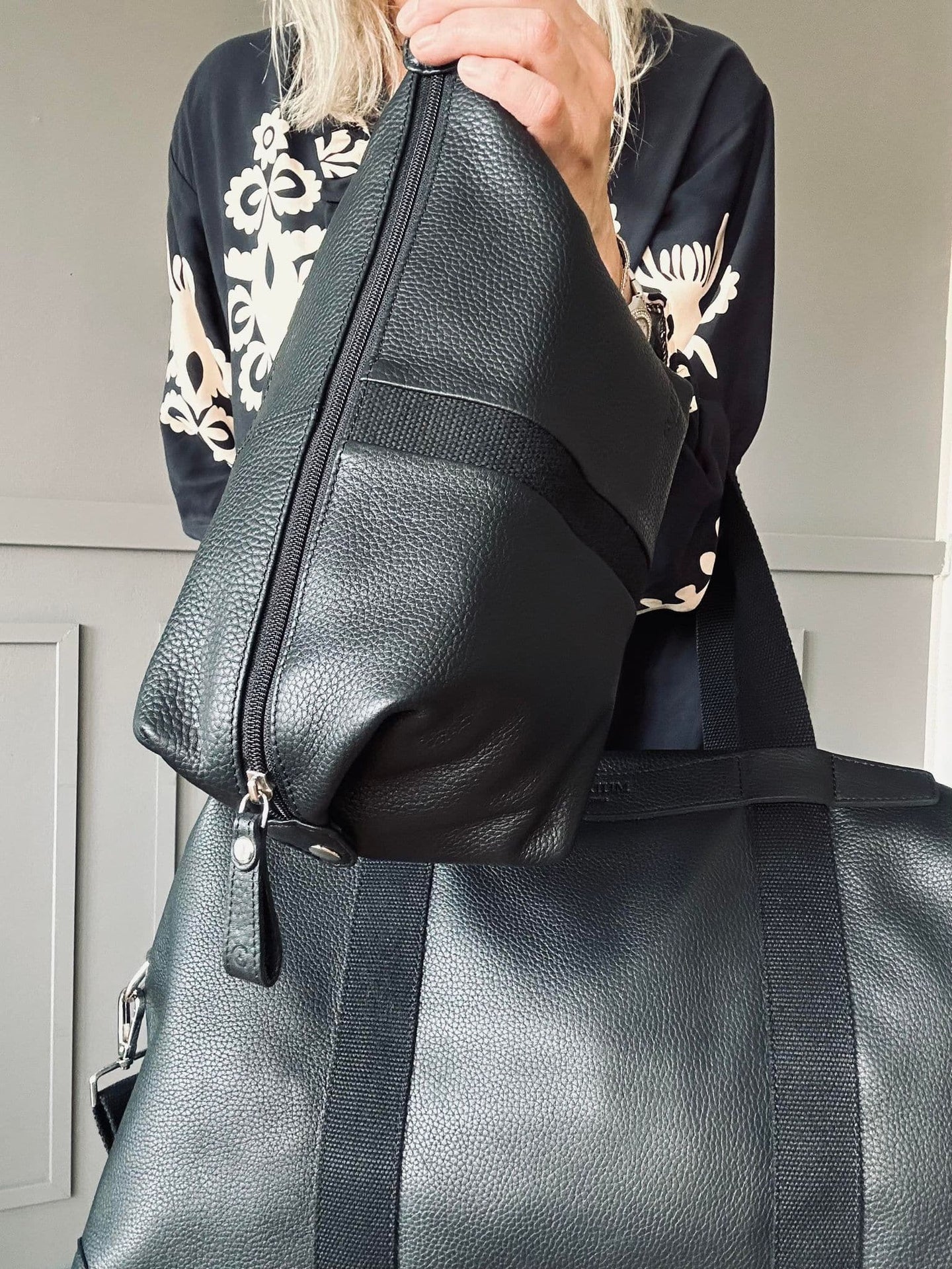 Gavesett Weekendbag m. toalettmappe - Image 6