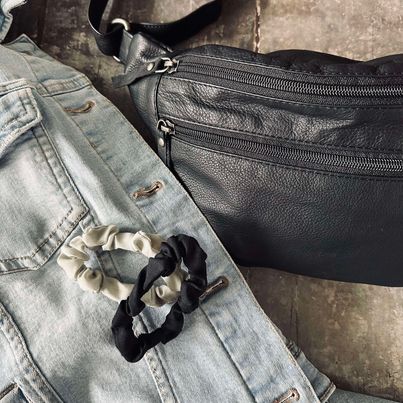 Hårstrikker Scrunchie Svart / Grå - 2 stk - Image 2