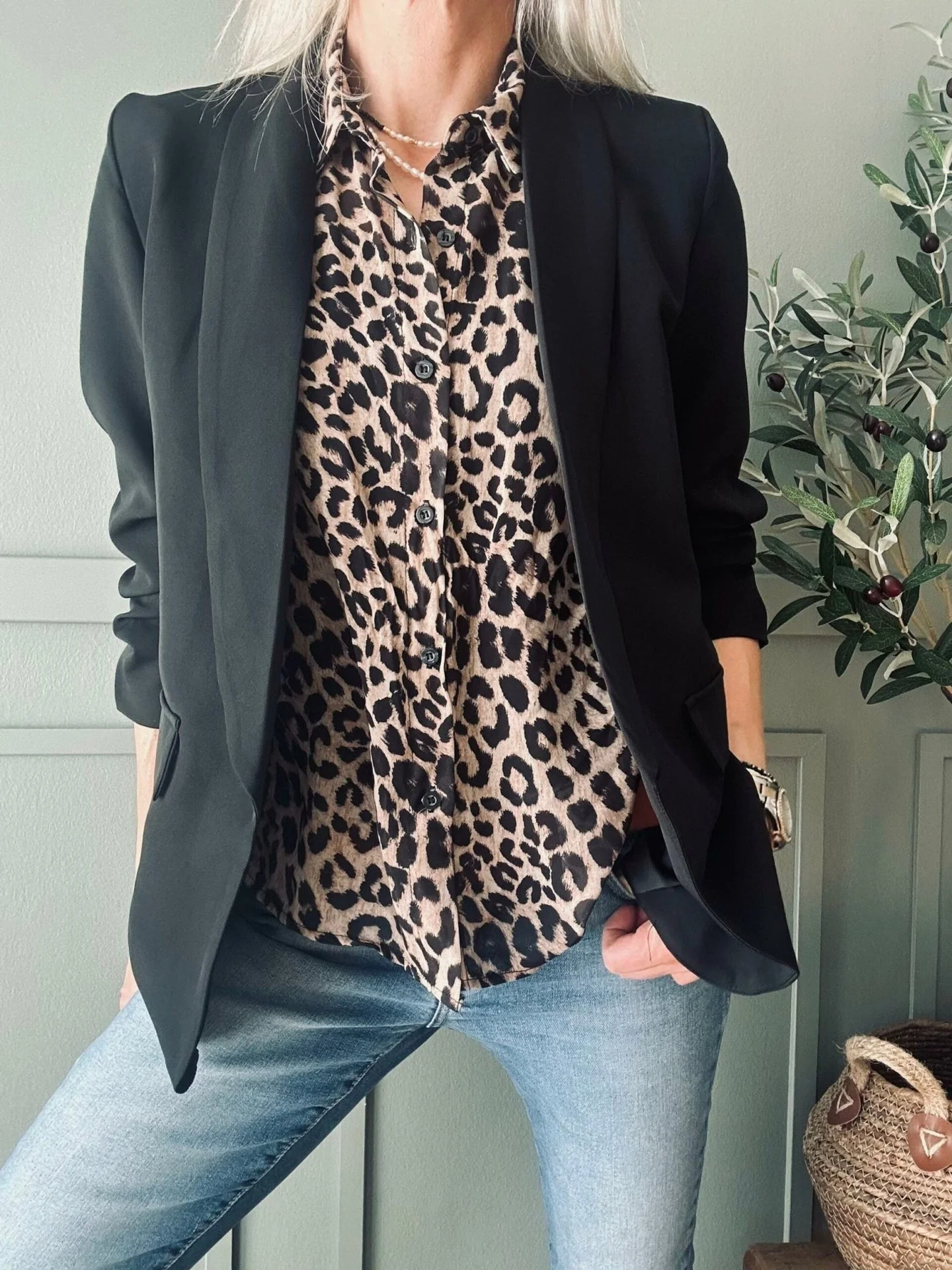 Blazer med 3/4 ermer – Svart - Image 4