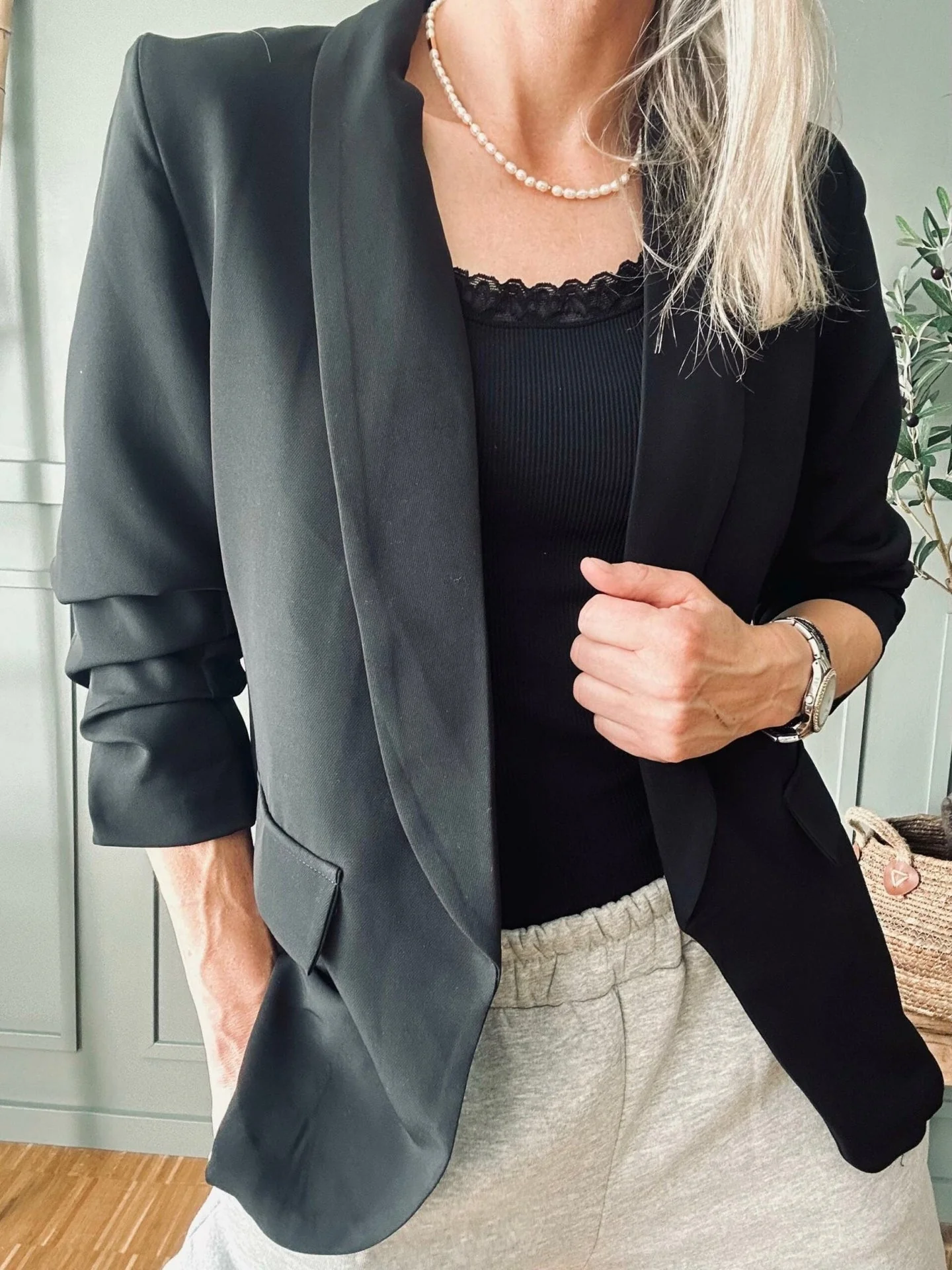 Blazer med 3/4 ermer – Svart - Image 5