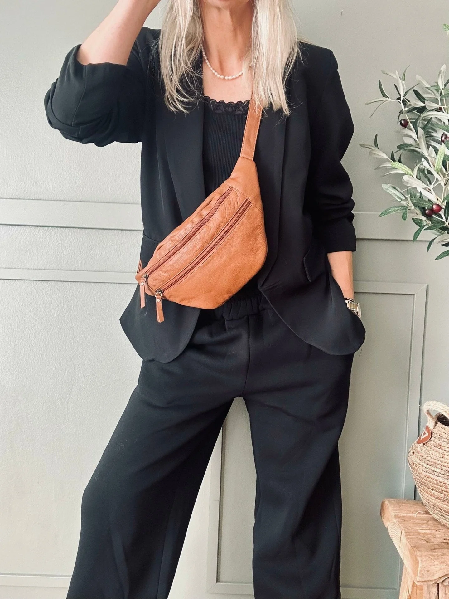 Sweatpants Black - Image 2