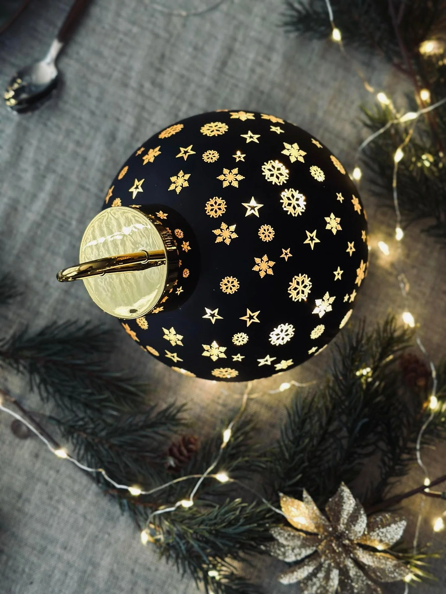 Julekule med led-lys - Black - Image 3