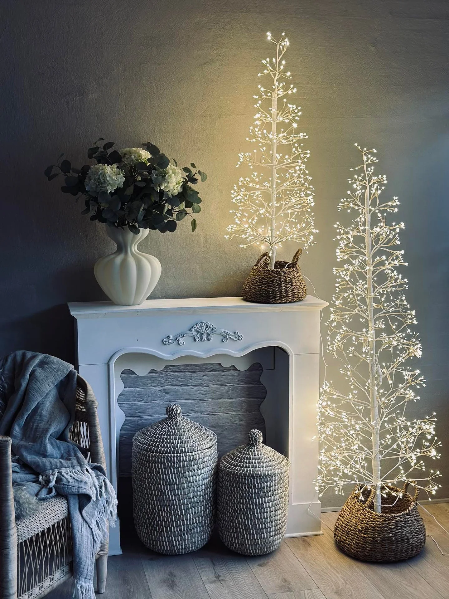Juletre med 1600 LED-lys - Hvit - Image 2