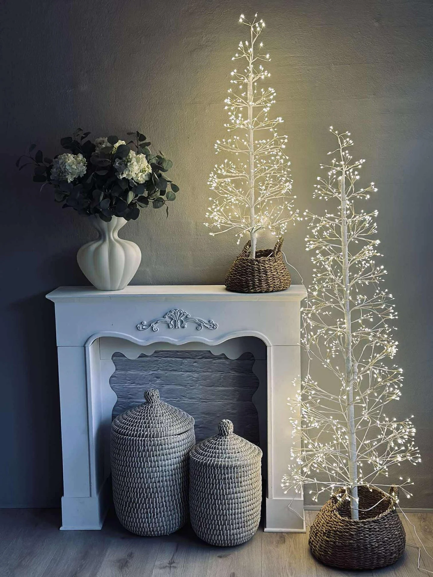 Juletre med 600 LED-lys - Hvit - Image 4