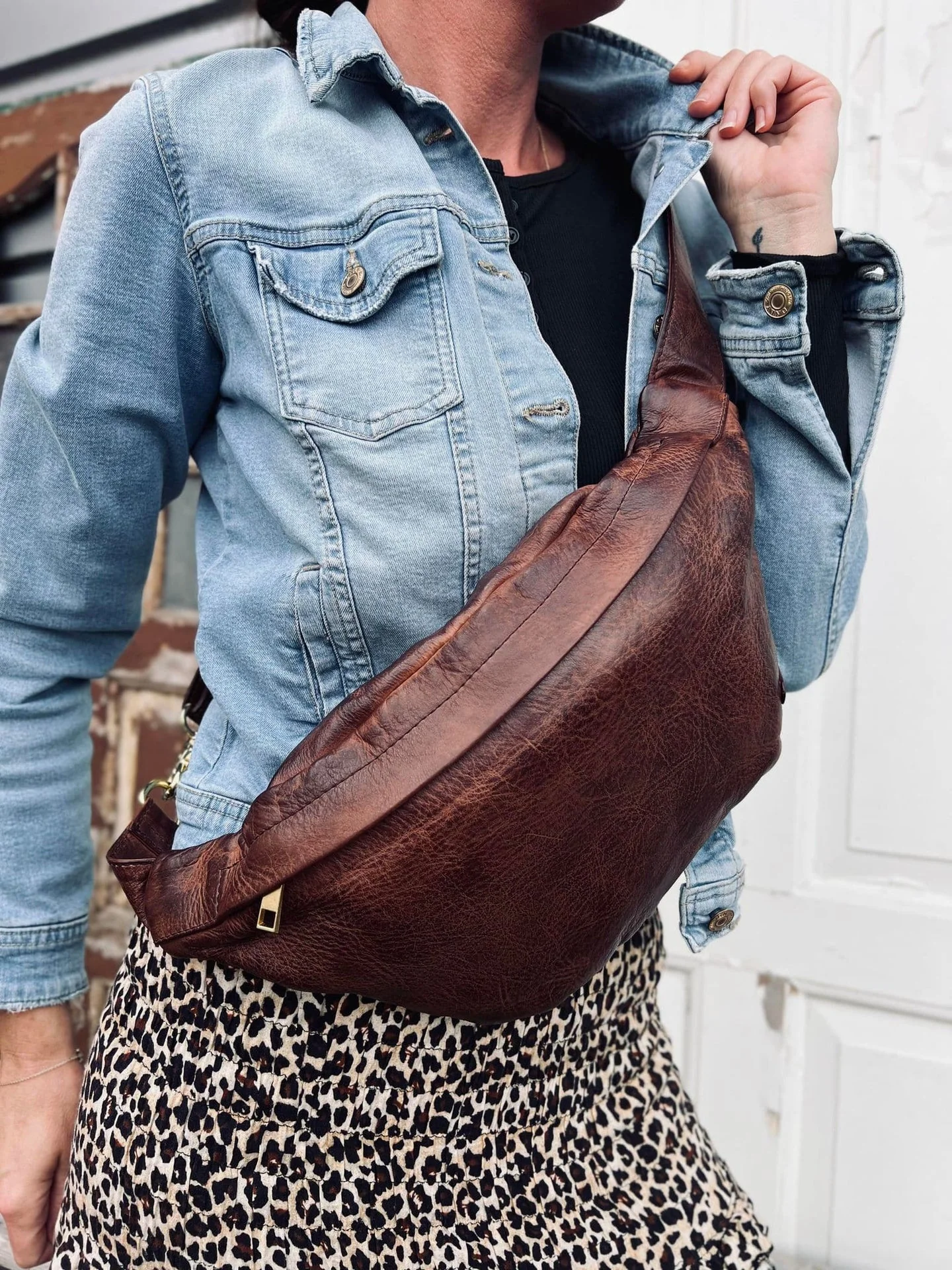 Cool Buffy Bumbag i smørbløtt lær - Brandy
