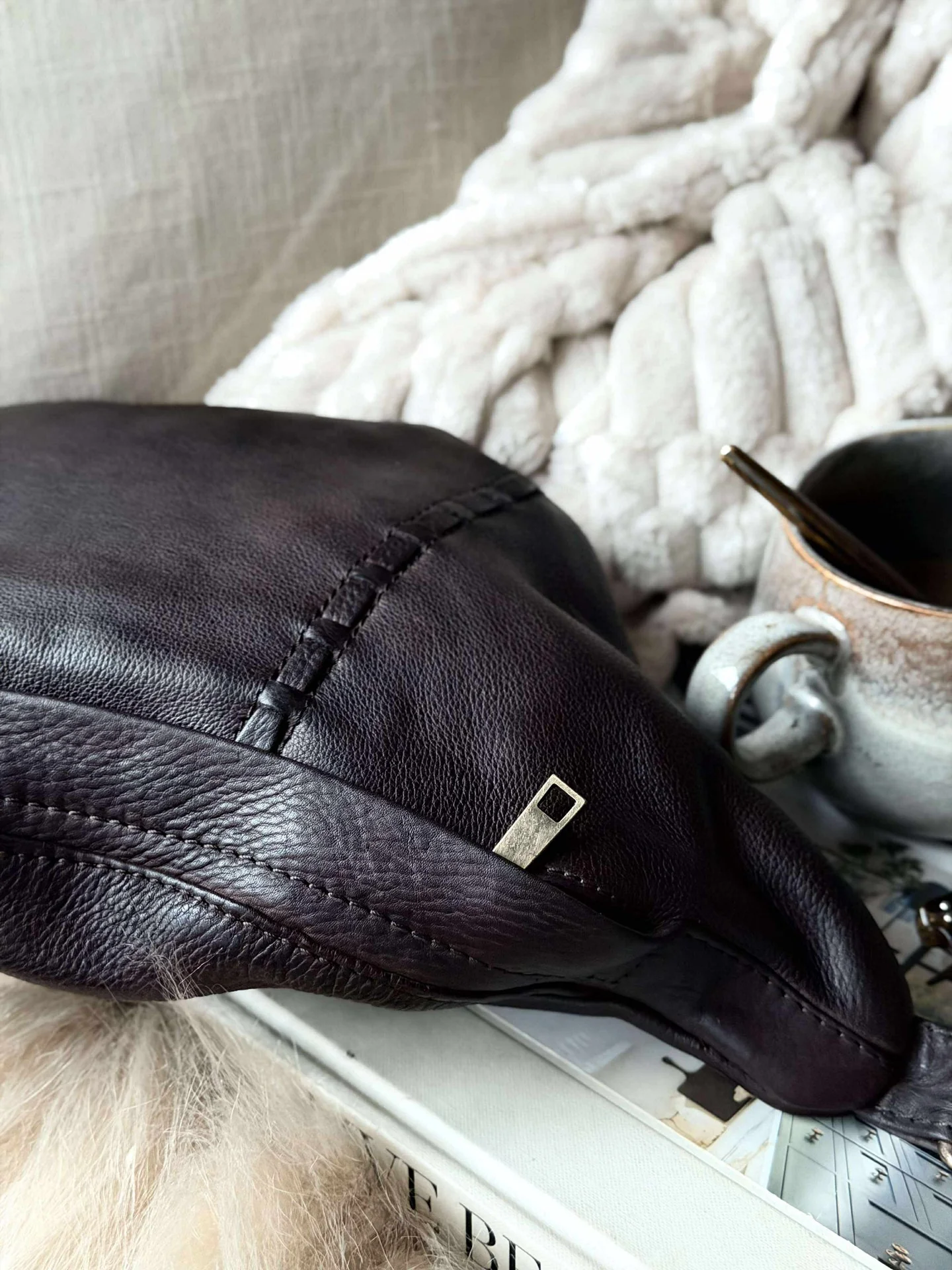 Cool bumbag - Chocolate - Image 11