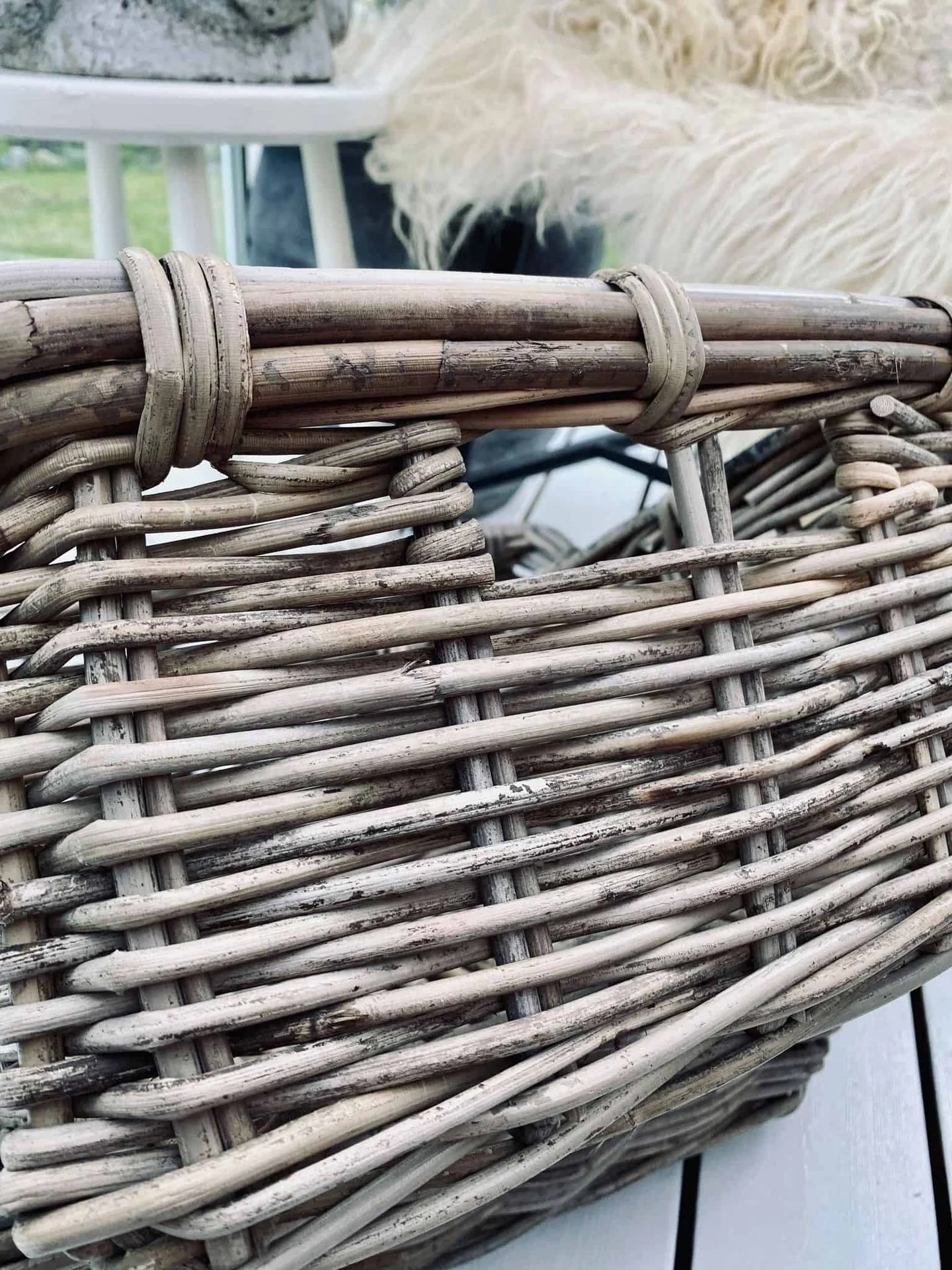 Kurv / kasse i kraftig rattan – Stor - Image 5