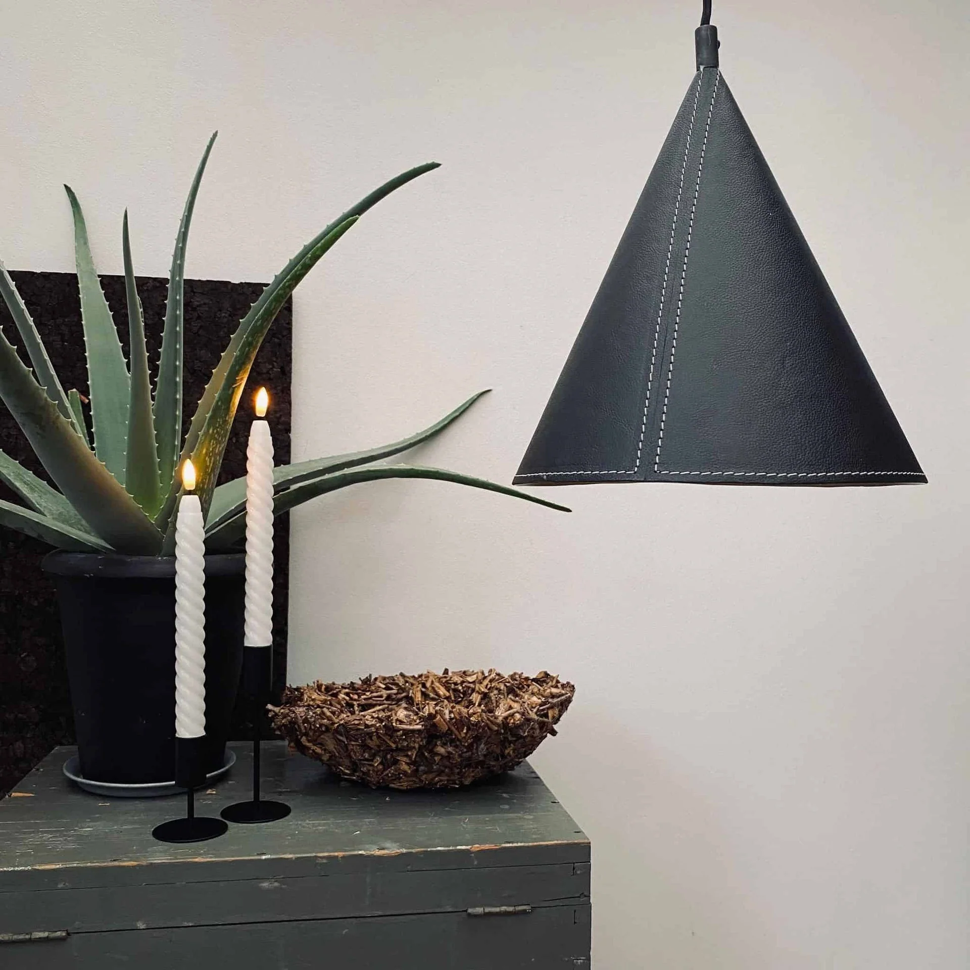 Lampe "kjegle" Lær-look Svart - Image 6