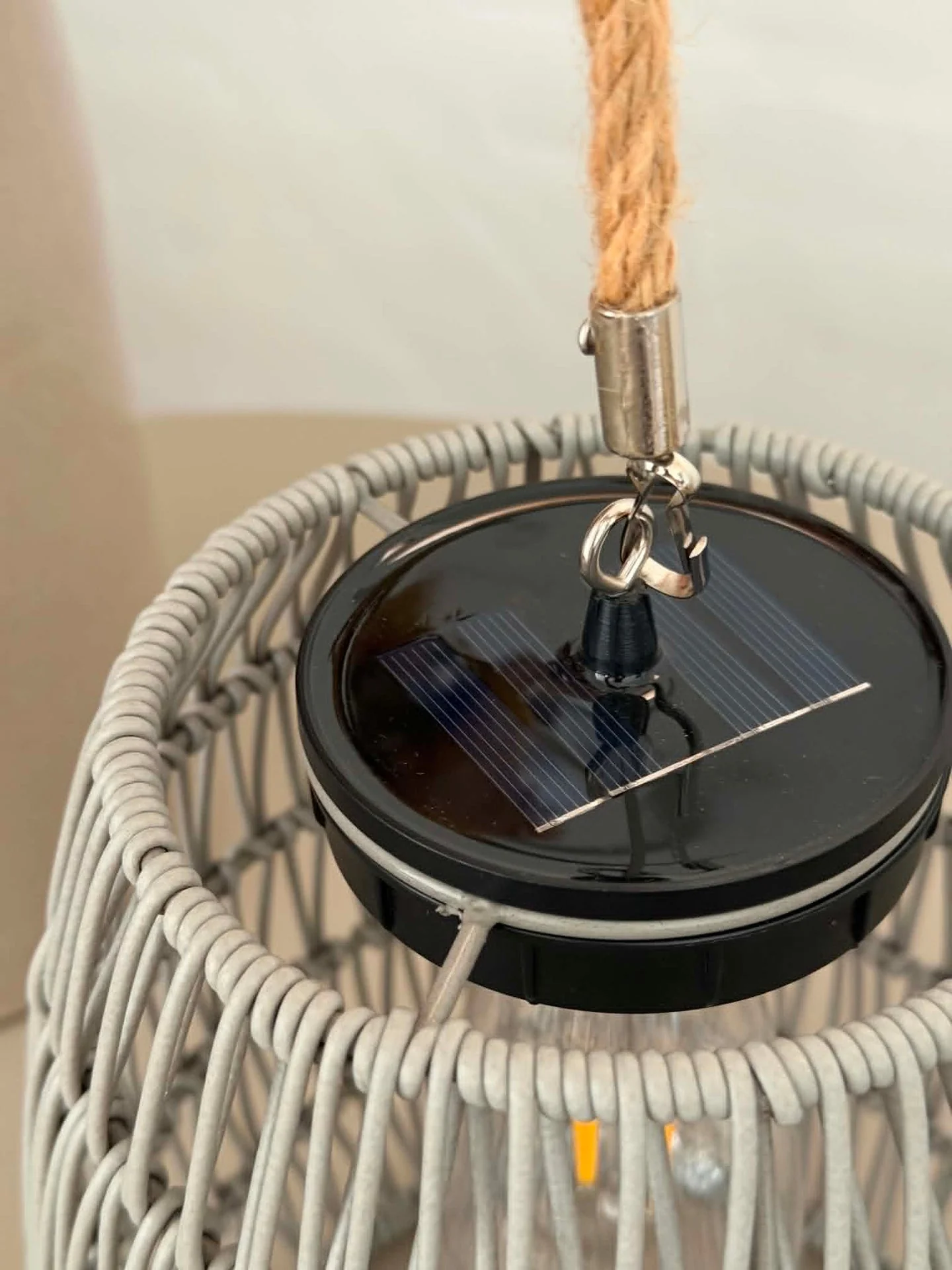 Lampe med solcelle - Grå - Image 4