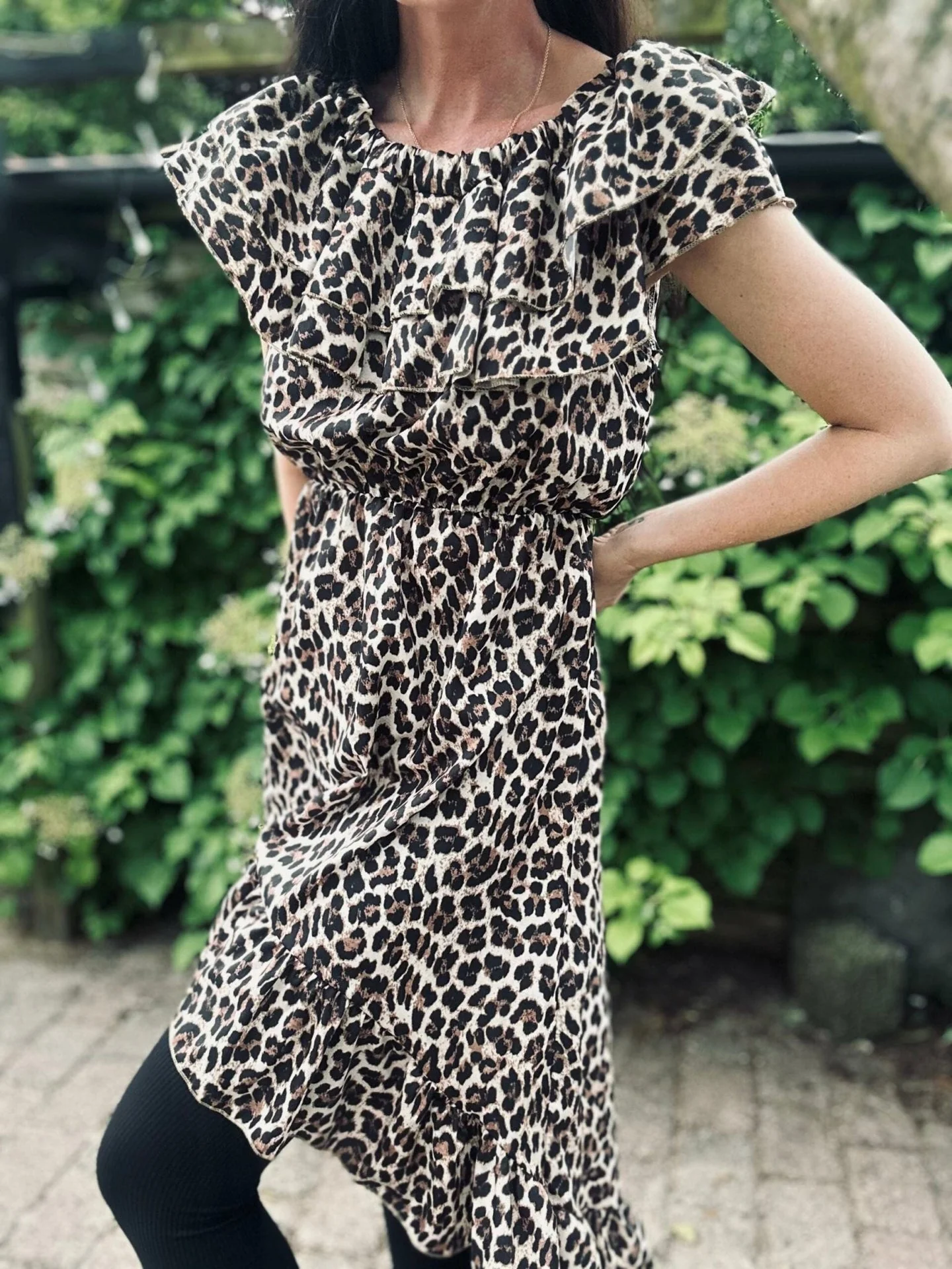 Kjole LANA off shoulder Leo - Image 2