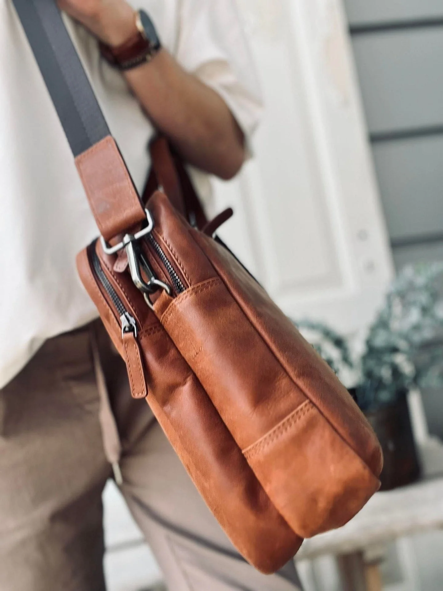 Laptop adventur - chesterfield cognac - Image 5