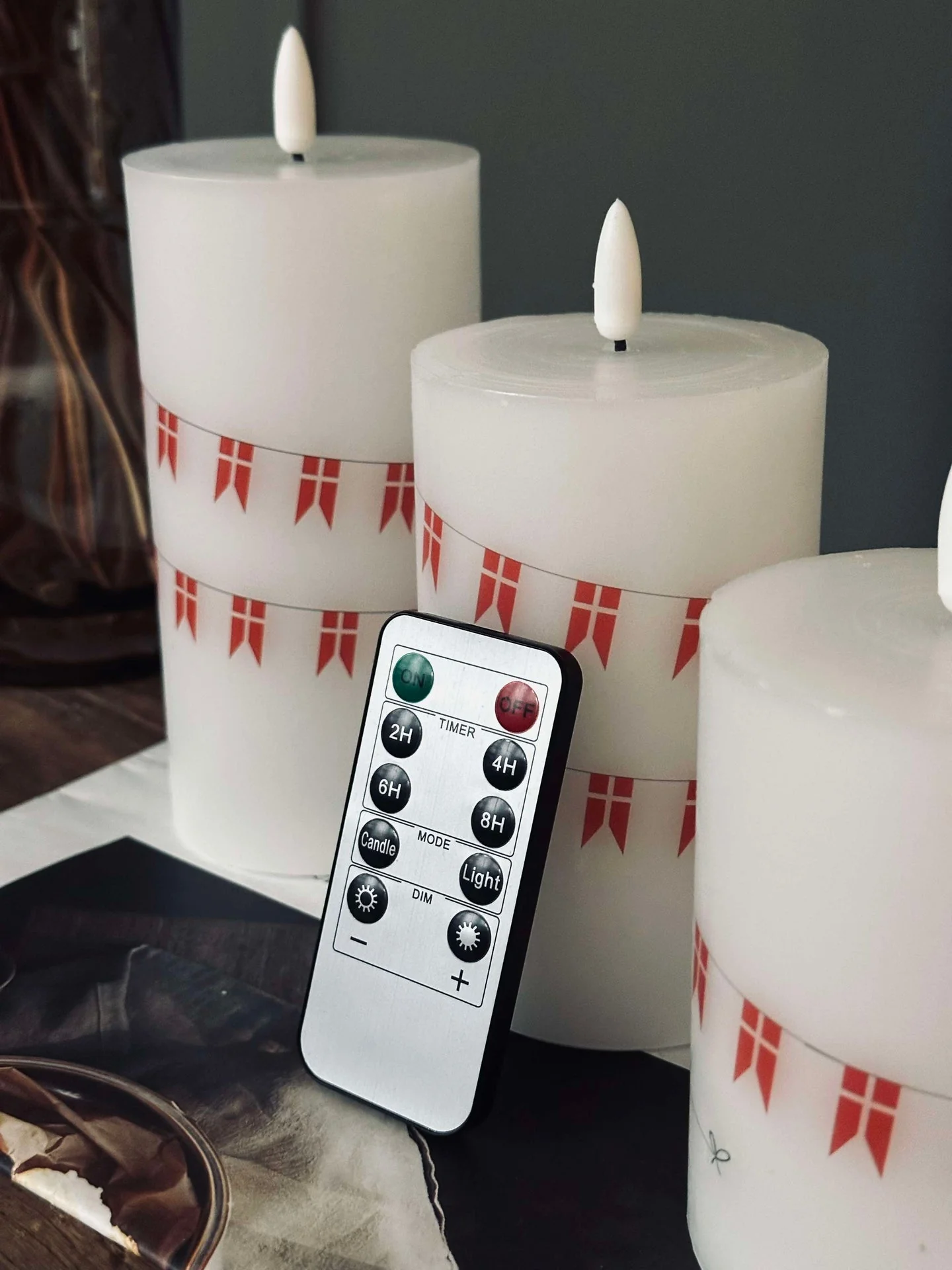 LED blokklys med flagg – Sett med 3 stk og fjernkontroll - Image 8