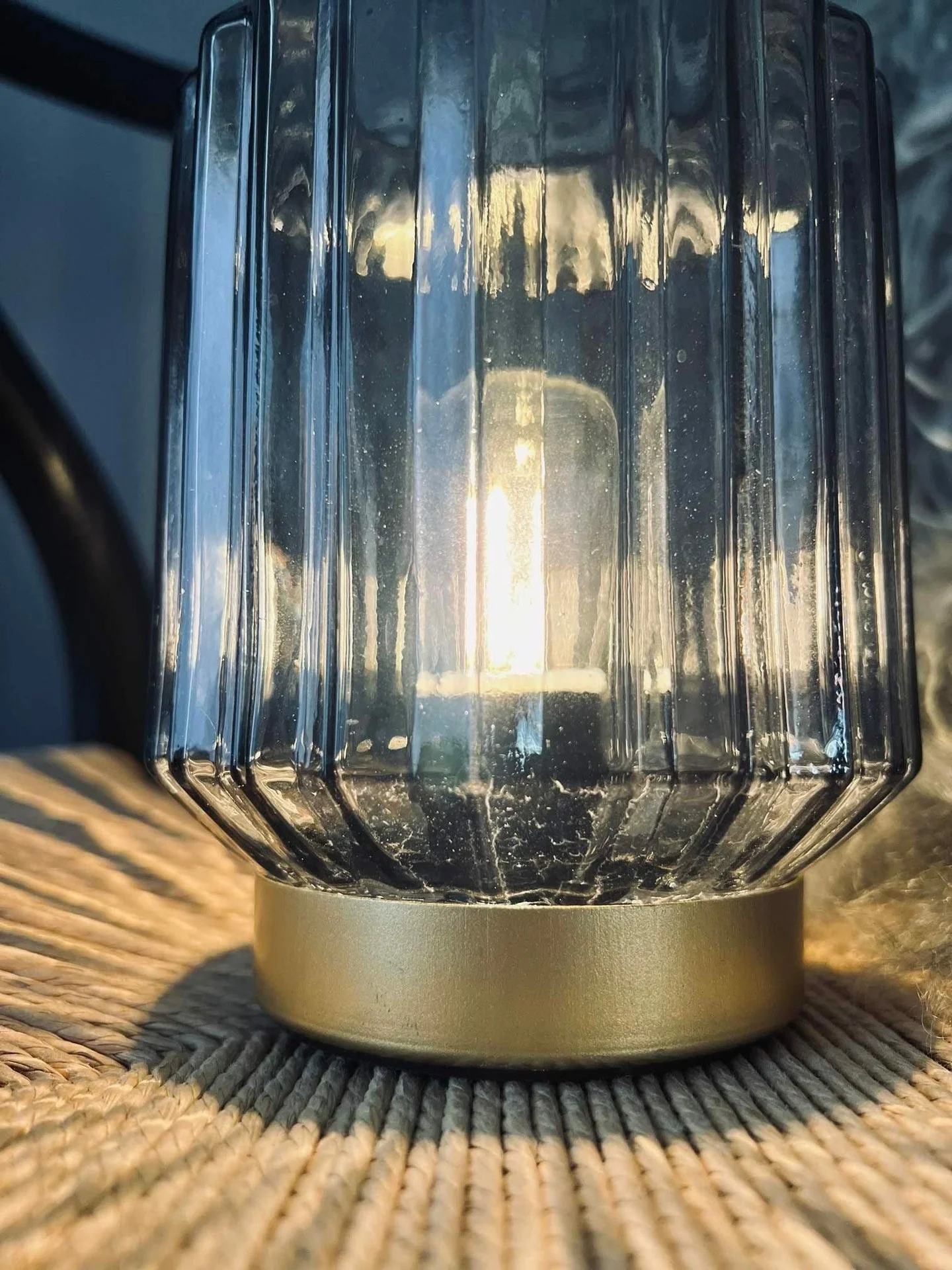 LED-lampe i røykfarget glass - 2. sortering - Image 6