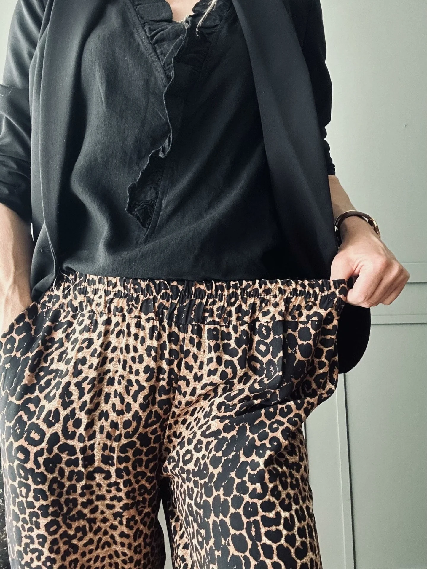Bukser Leopard dark - Image 4