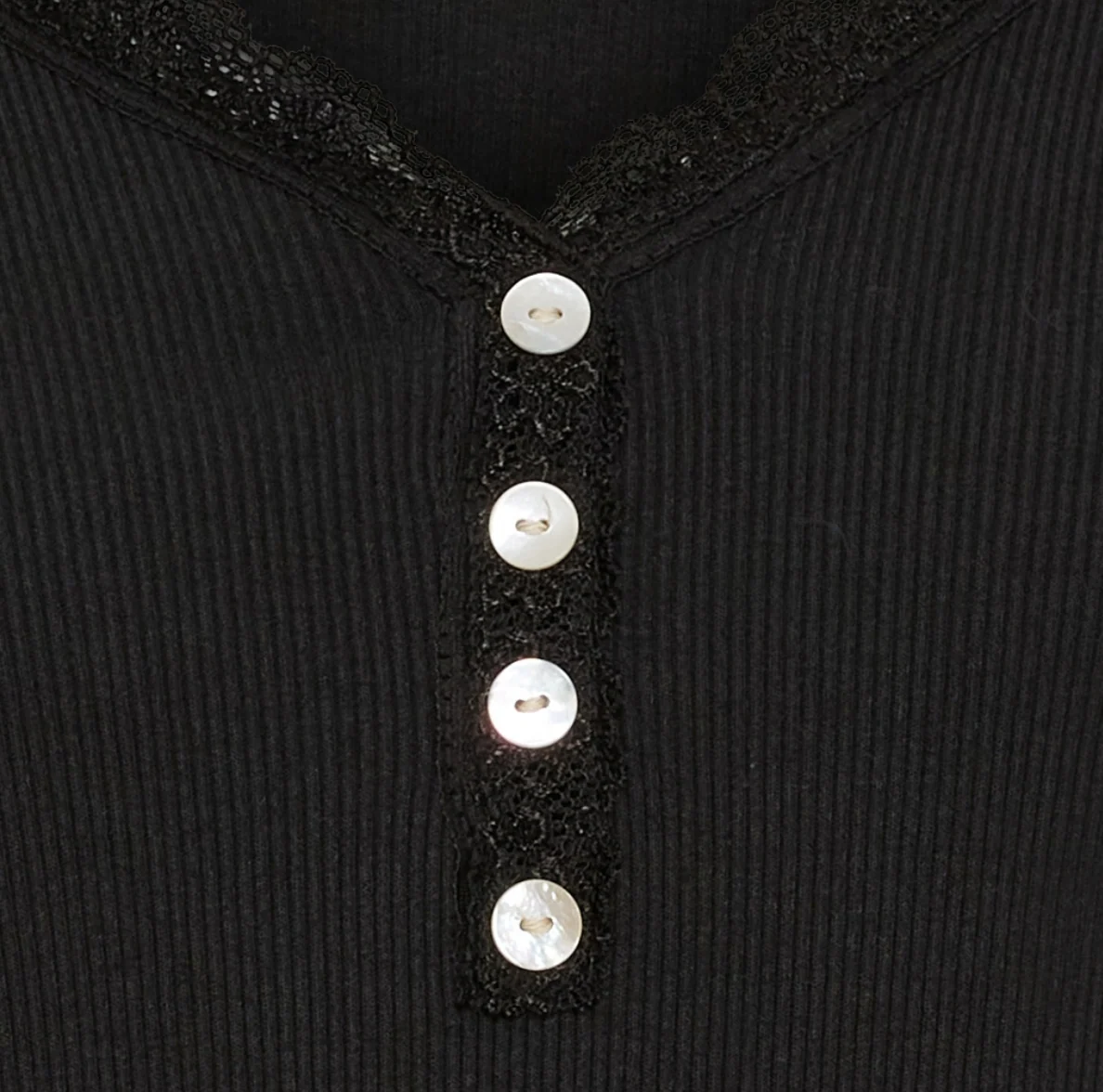 Bluse Masha m. Knapper - Svart - Image 2