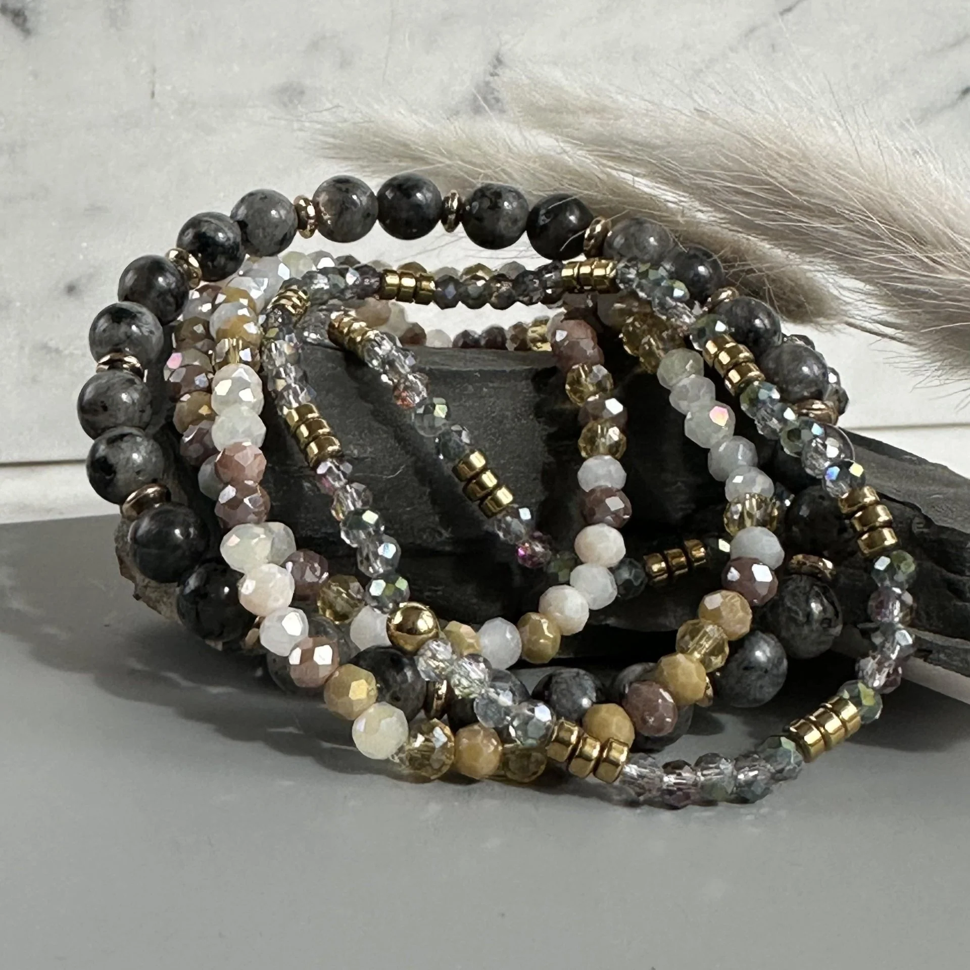 Armbånd MICHELLE Stone – Sett med 5 armbånd - Image 3