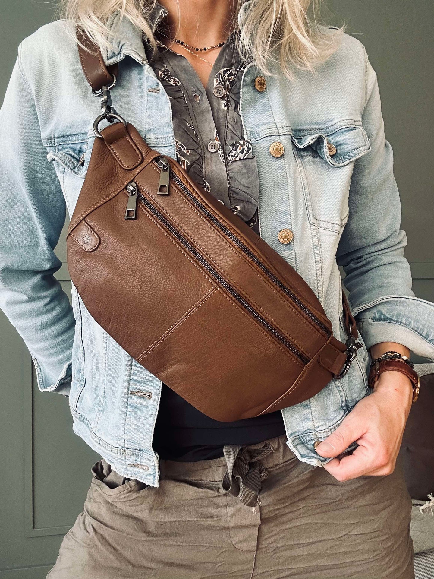 Bumbag Astrid - Coffee / Gunmetal - Image 8