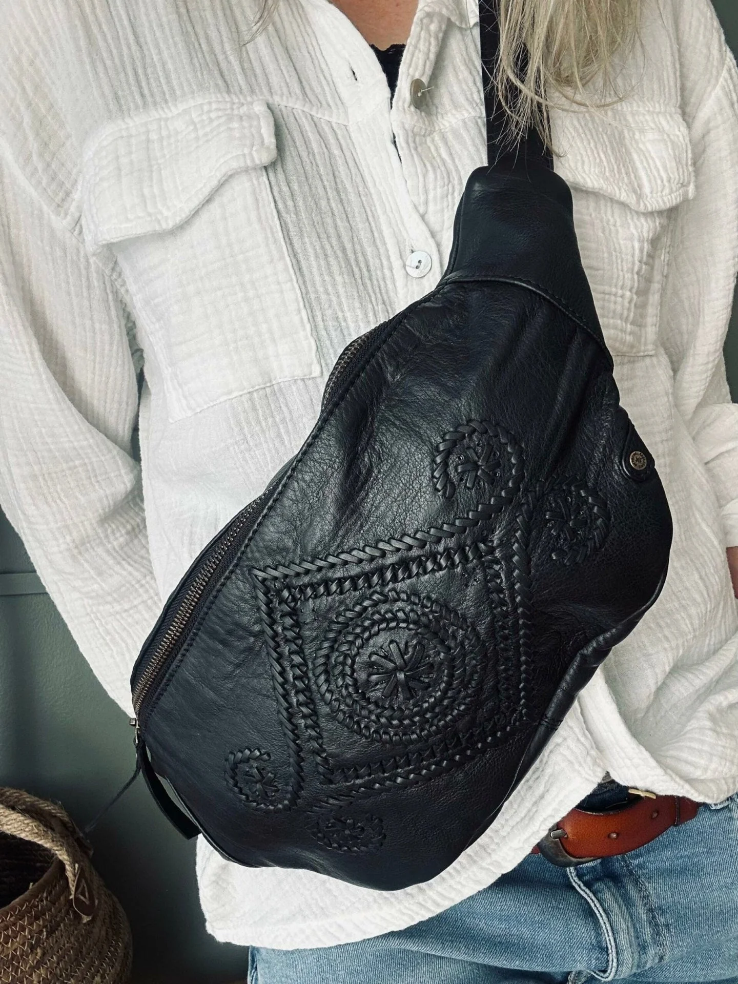 Bumbag Boheme Svart – Håndlaget - Image 4
