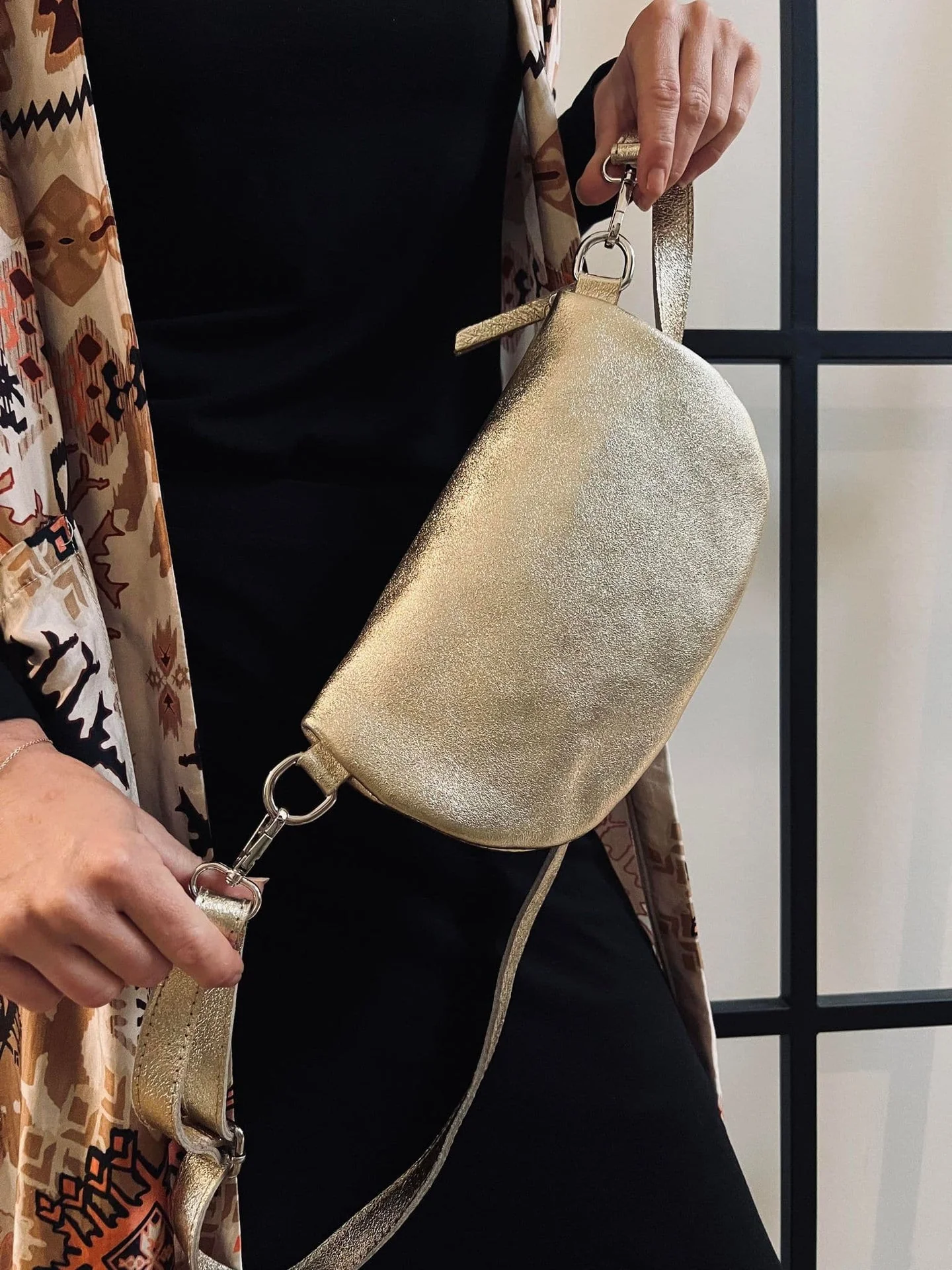 Bumbag Golden leather - Image 7