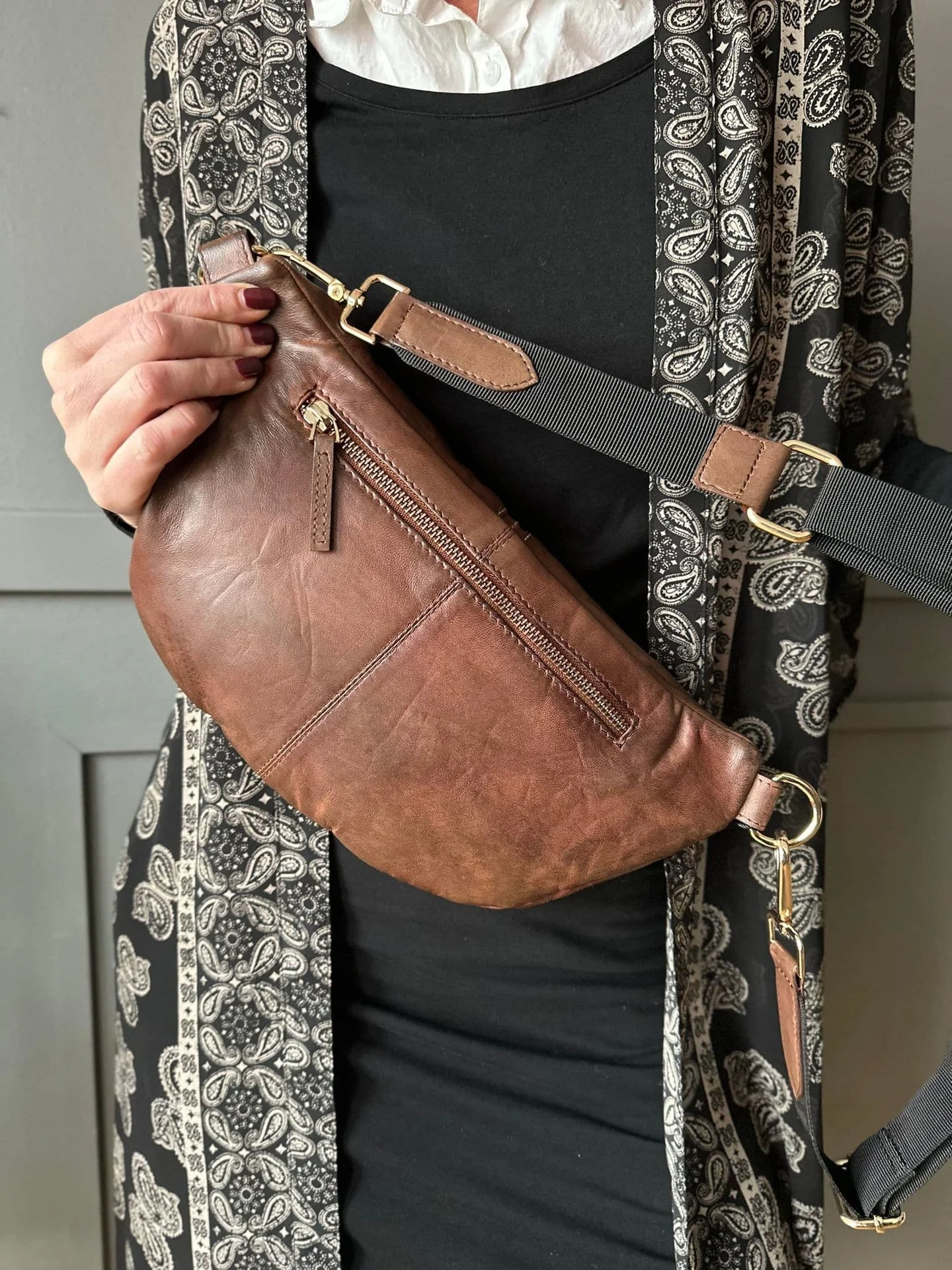 Bumbag m. kontrast - Dark cognac - Image 2