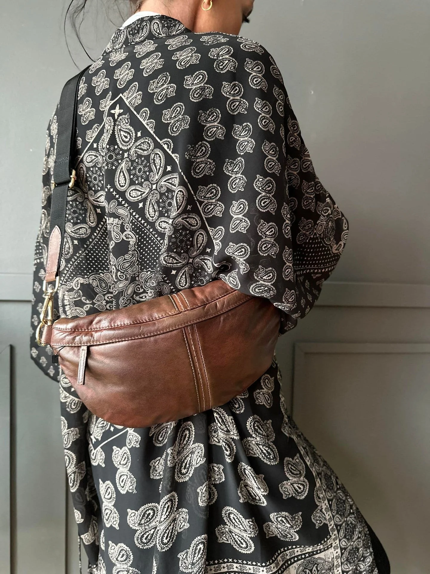 Bumbag m. kontrast - Dark cognac - Image 3