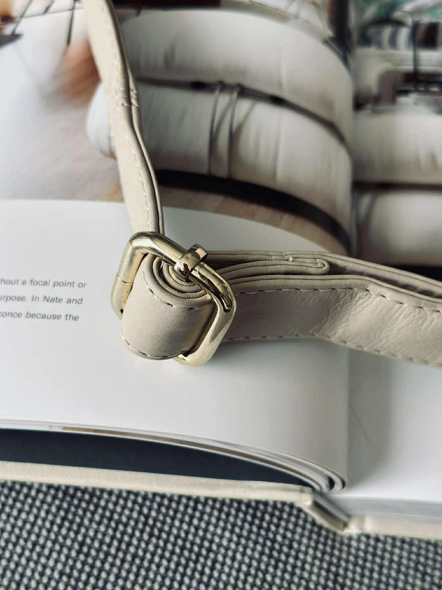 Bumbag – Sand / Gold - Image 5