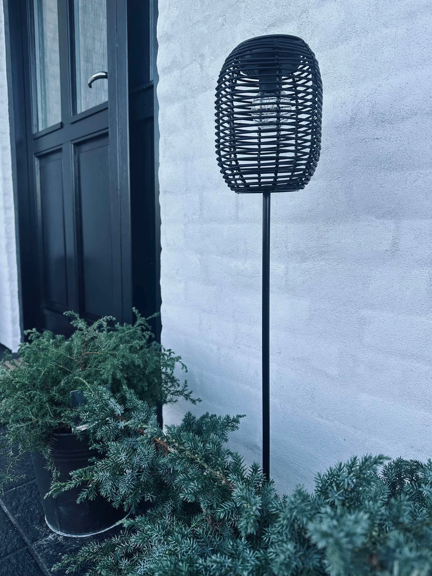 Lykt på spyd Black - Solar - Image 10