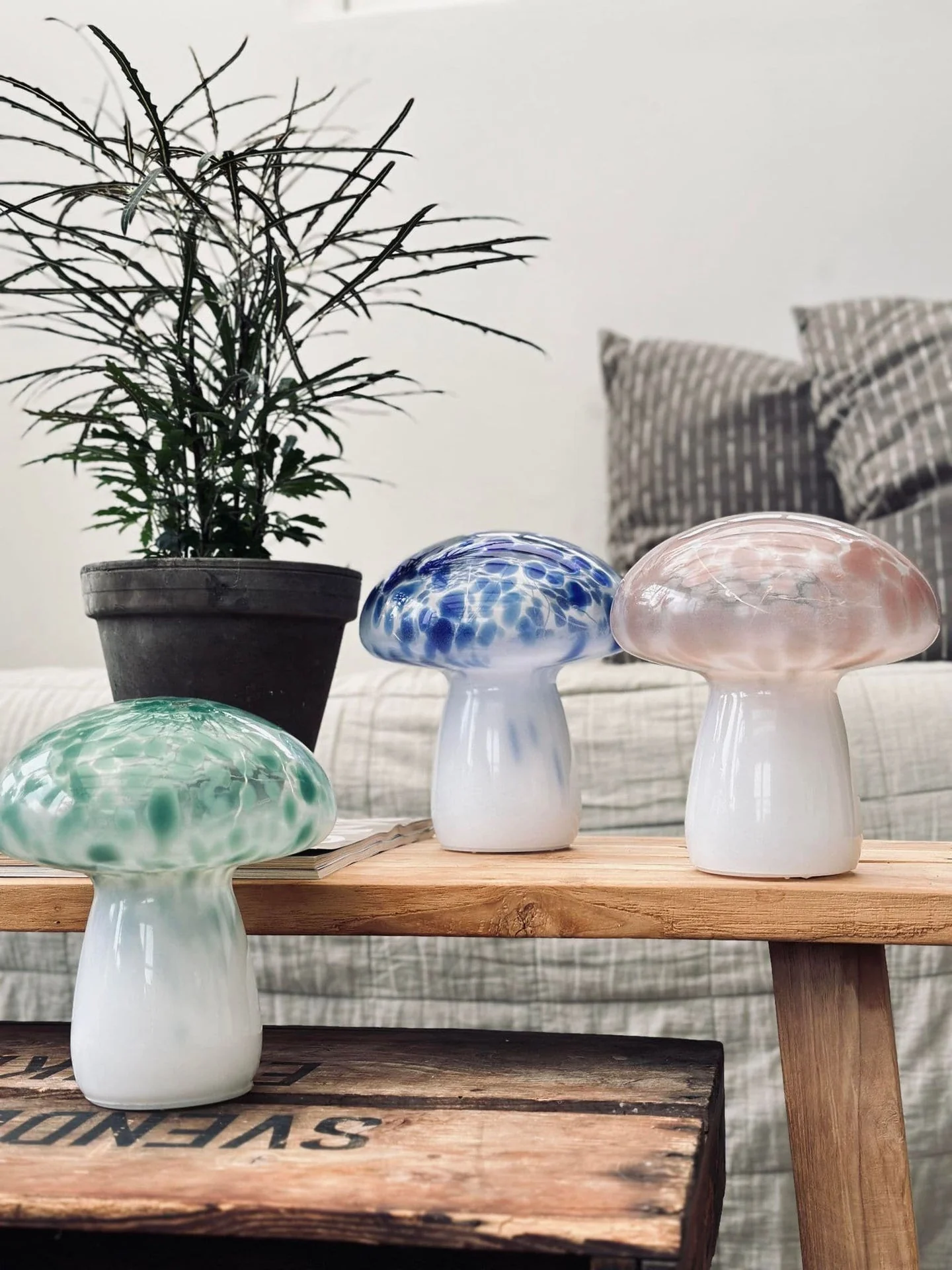 MUSHROOM lampe m. LED – rosa munnblåst glass - Image 7