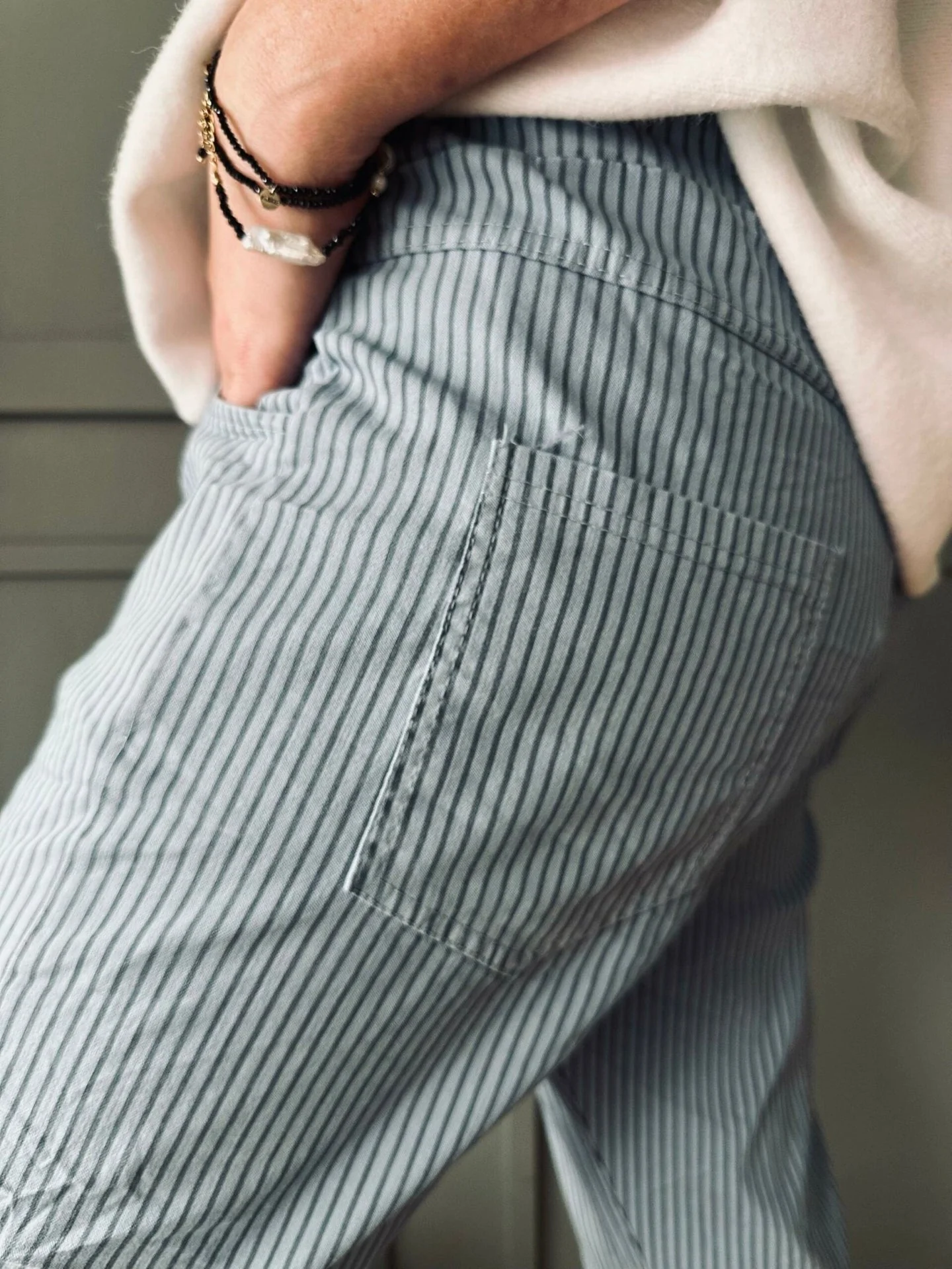 Bukser soft jeans med striper - Image 11
